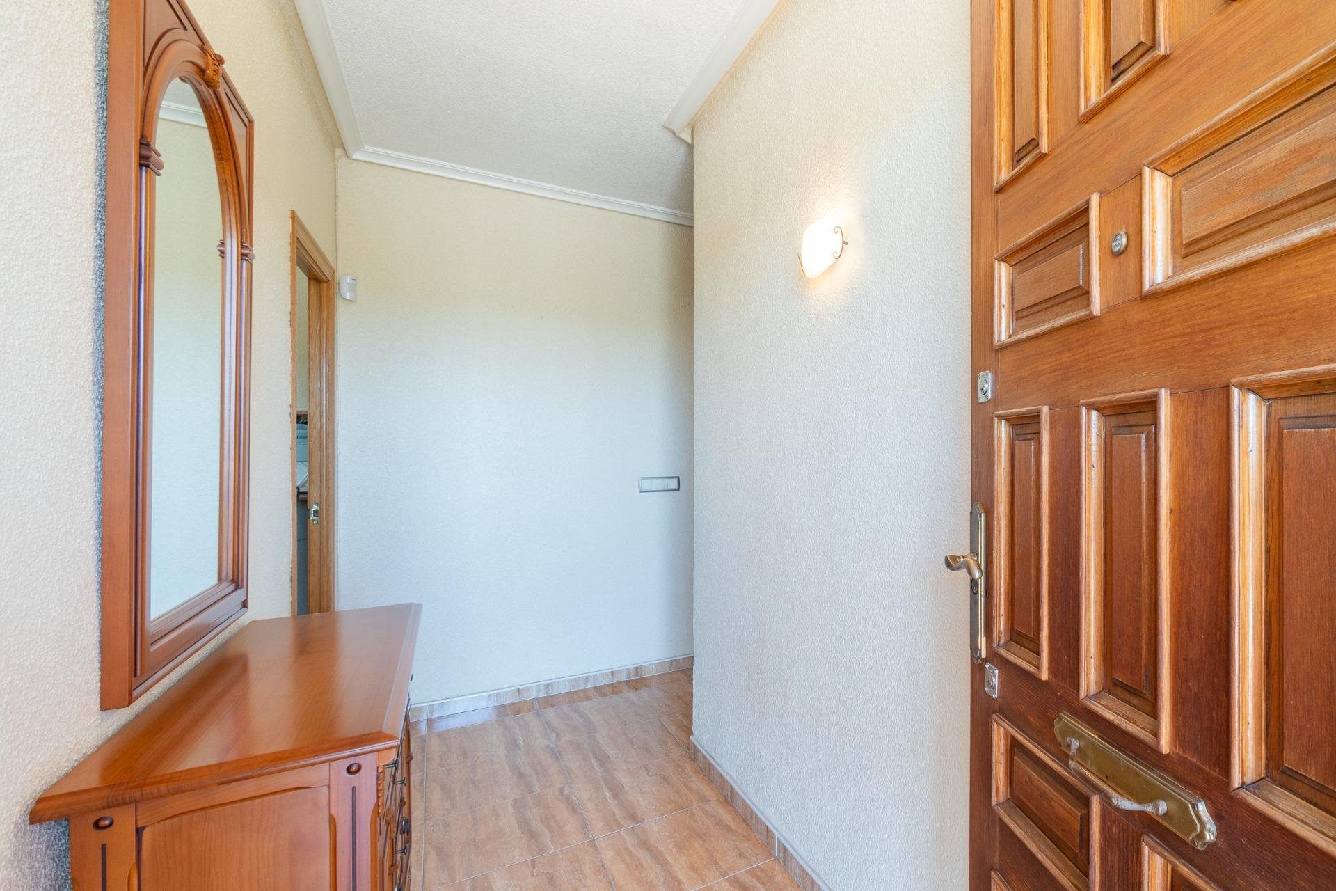 Villa a Torremendo, Alicante, Spagna 3 camere da letto, 334 mq. N° 189640