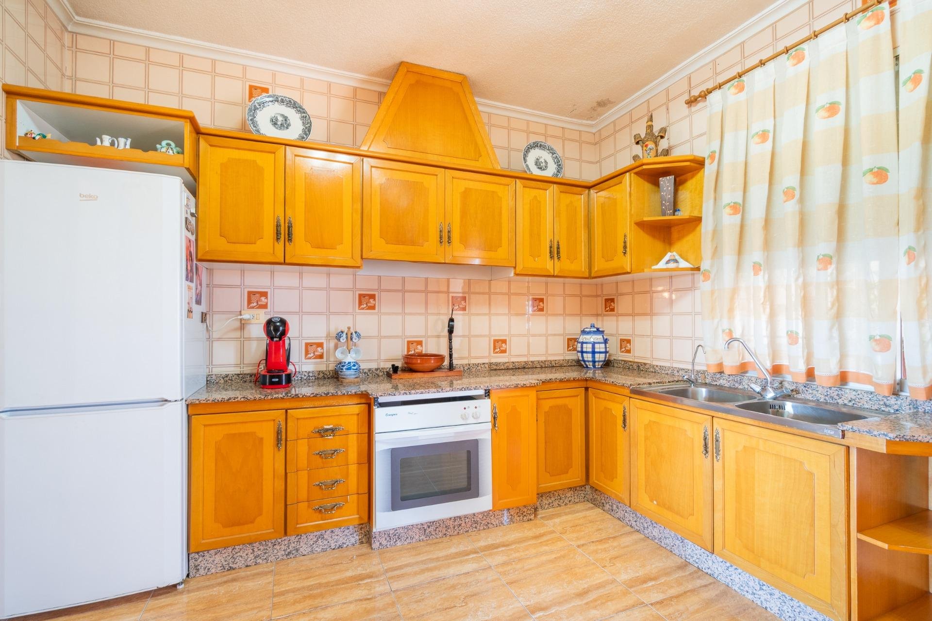 Villa a Torremendo, Alicante, Spagna 3 camere da letto, 334 mq. N° 189640