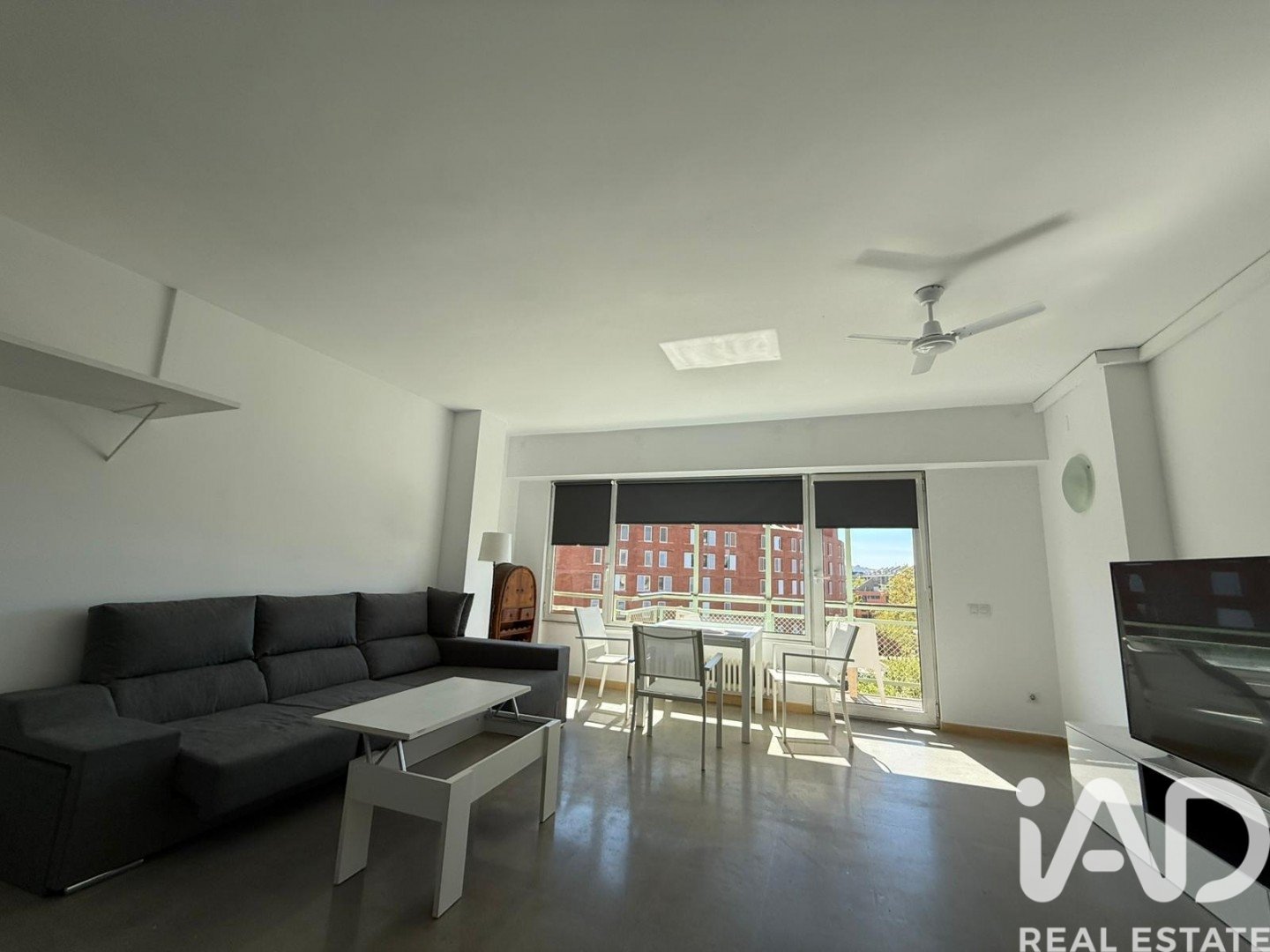 Apartment in Barcelona, Spain 1 bedroom, 76 sq.m. No. 196526