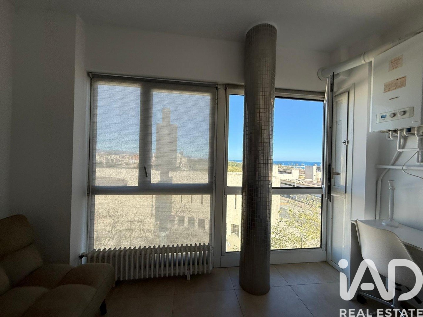 Apartment in Barcelona, Spain 1 bedroom, 76 sq.m. No. 196526