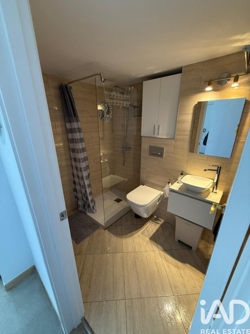 Apartment in Barcelona, Spain 1 bedroom, 76 sq.m. No. 196526