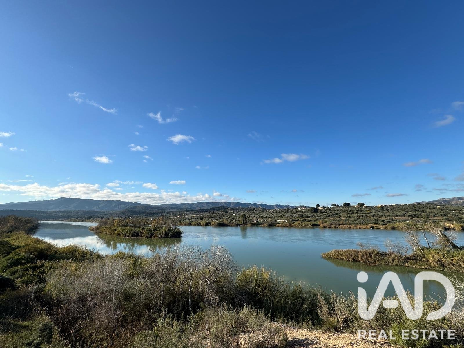Land plot in Flix, Tarragona, Spain 335390 sq.m. No. 187532