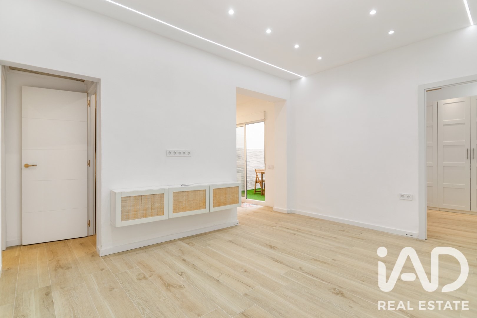 Dzīvoklis Barcelona, Spānijā 3 istabas, 55 m2 Nr. 187533