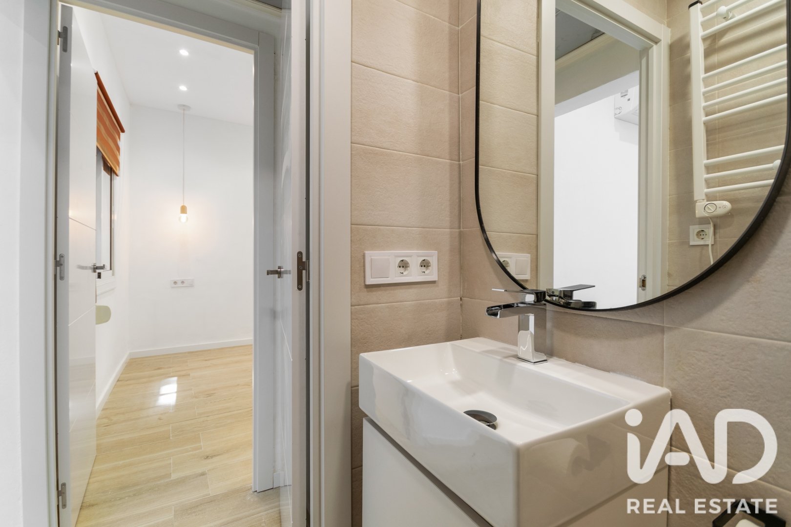 Dzīvoklis Barcelona, Spānijā 3 istabas, 55 m2 Nr. 187533