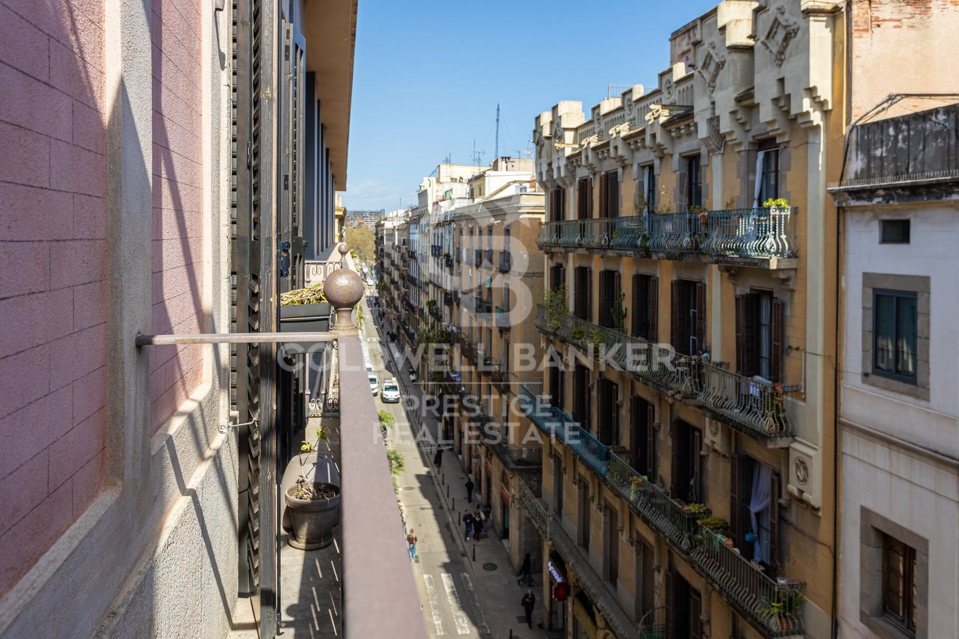 Takvåning i Barcelona, Spanien 2 sovrum, 128 kvm. Nr. 179023