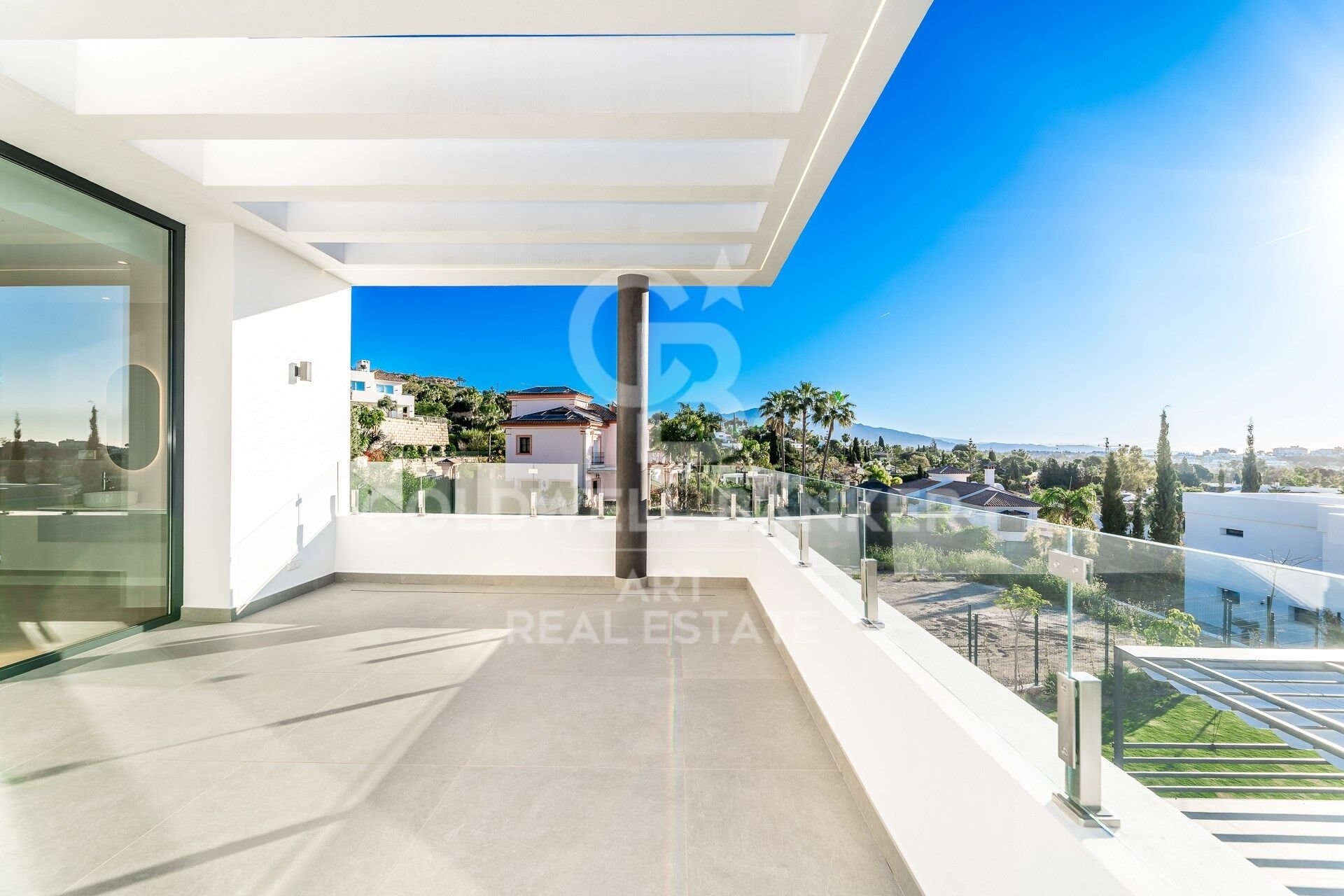Villa in Estepona, Malaga, Spain 6 bedrooms, 1038 sq.m. No. 179022