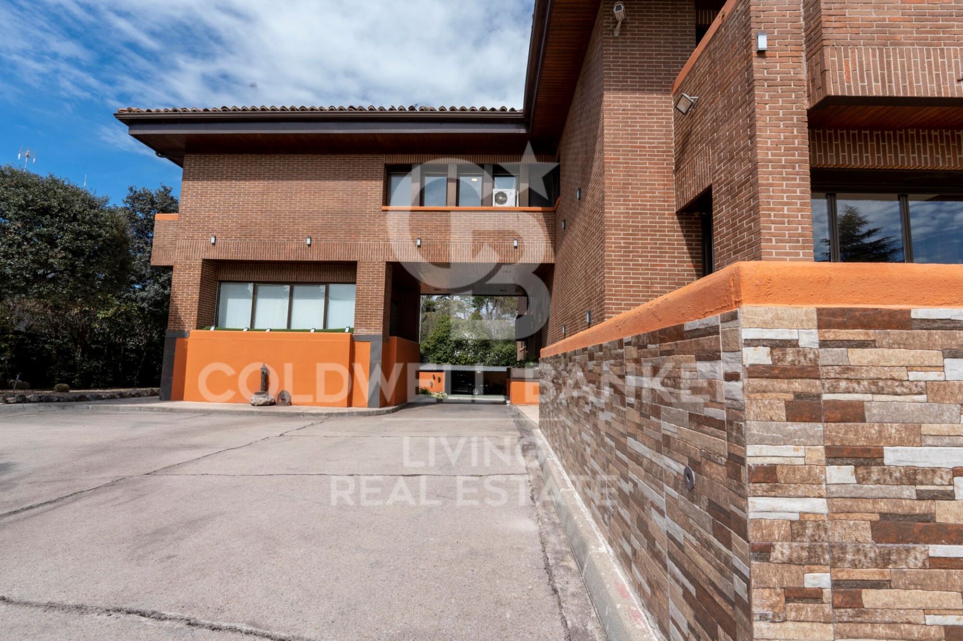 House in Madrid, Spanien 9 Schlafzimmer, 885 m2 Nr. 179020