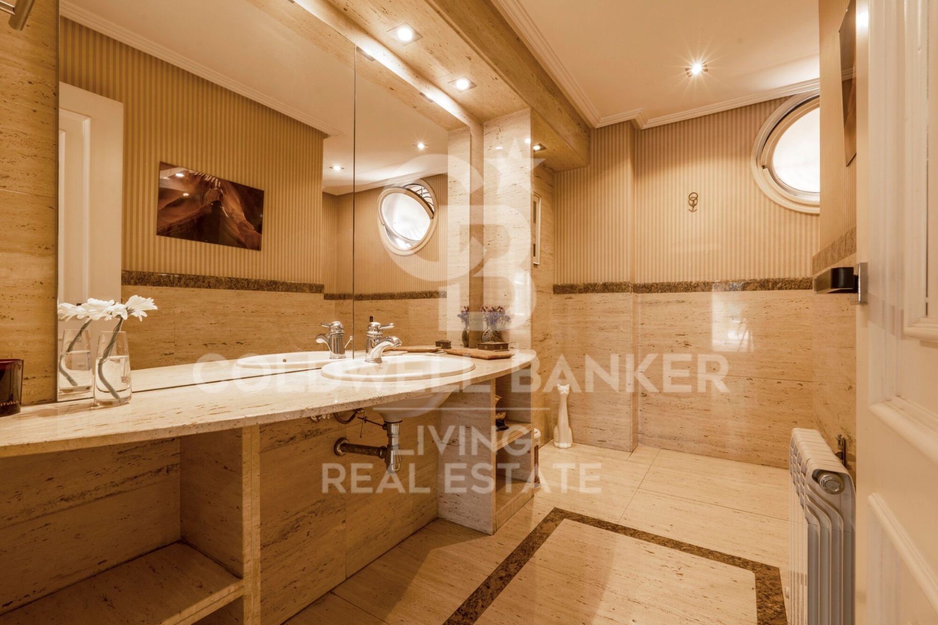 House in Madrid, Spanien 9 Schlafzimmer, 885 m2 Nr. 179020