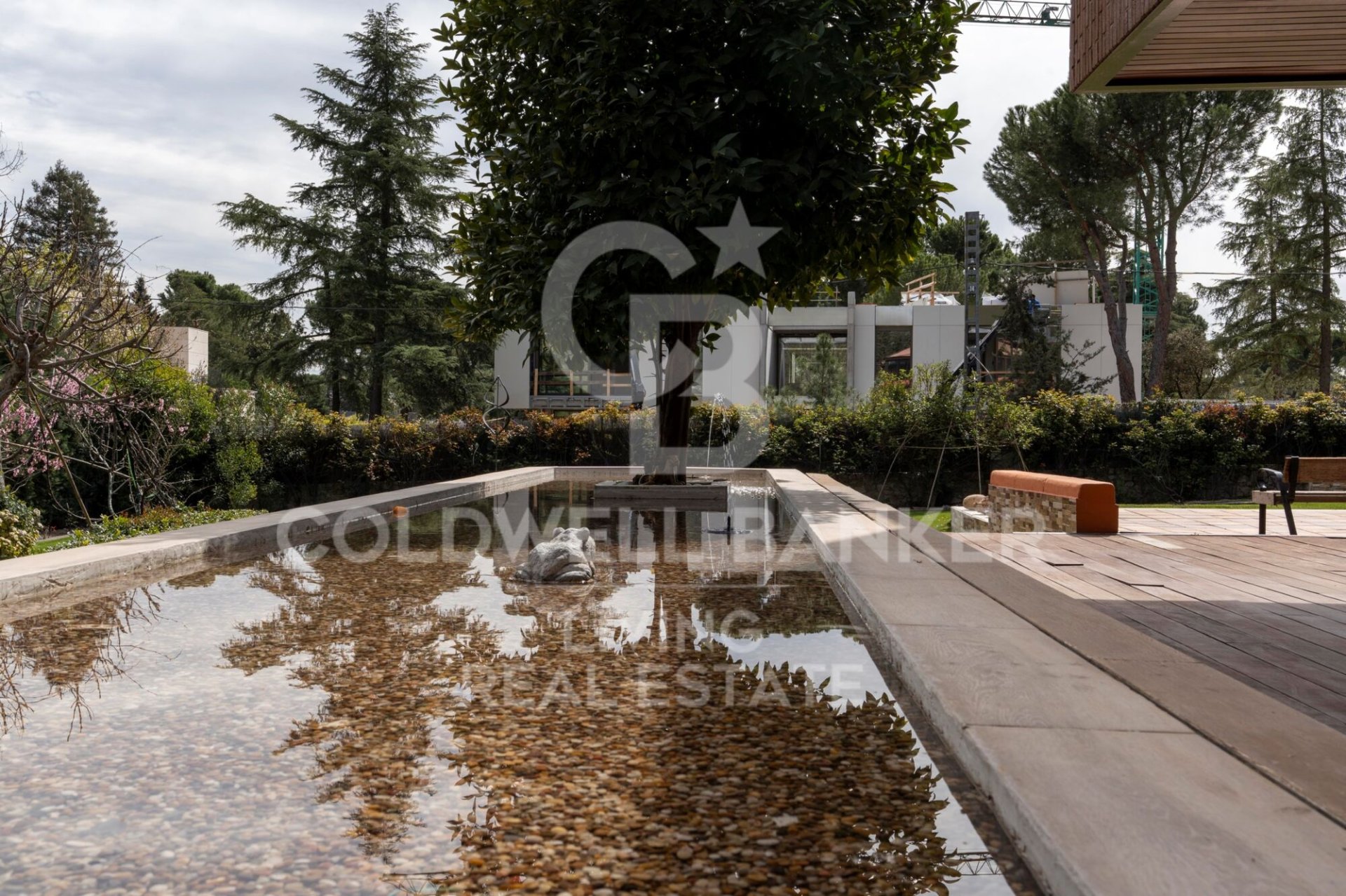 House in Madrid, Spanien 9 Schlafzimmer, 885 m2 Nr. 179020