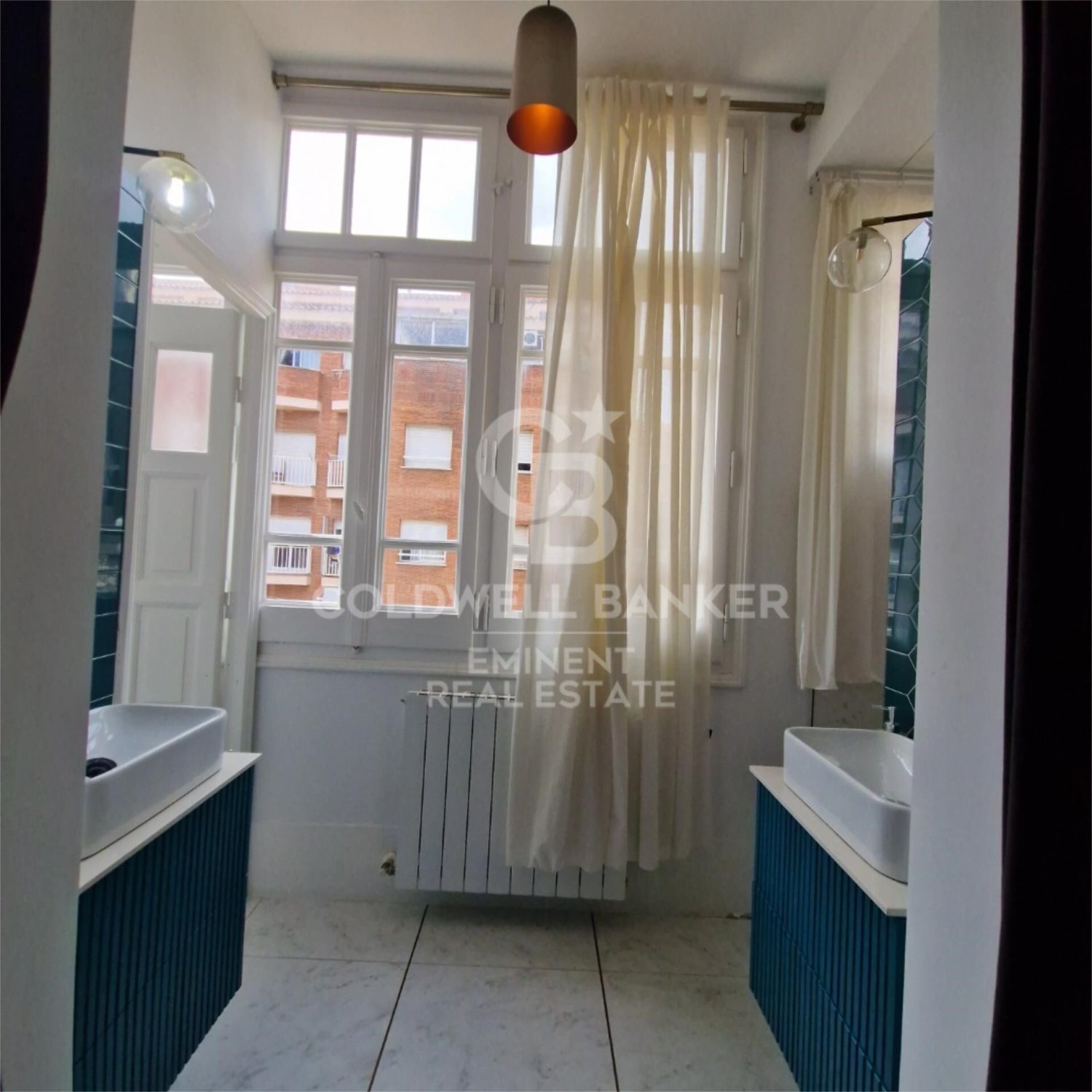 Apartment à Barcelona, Espagne 3 chambres, 135 m2 No. 179024