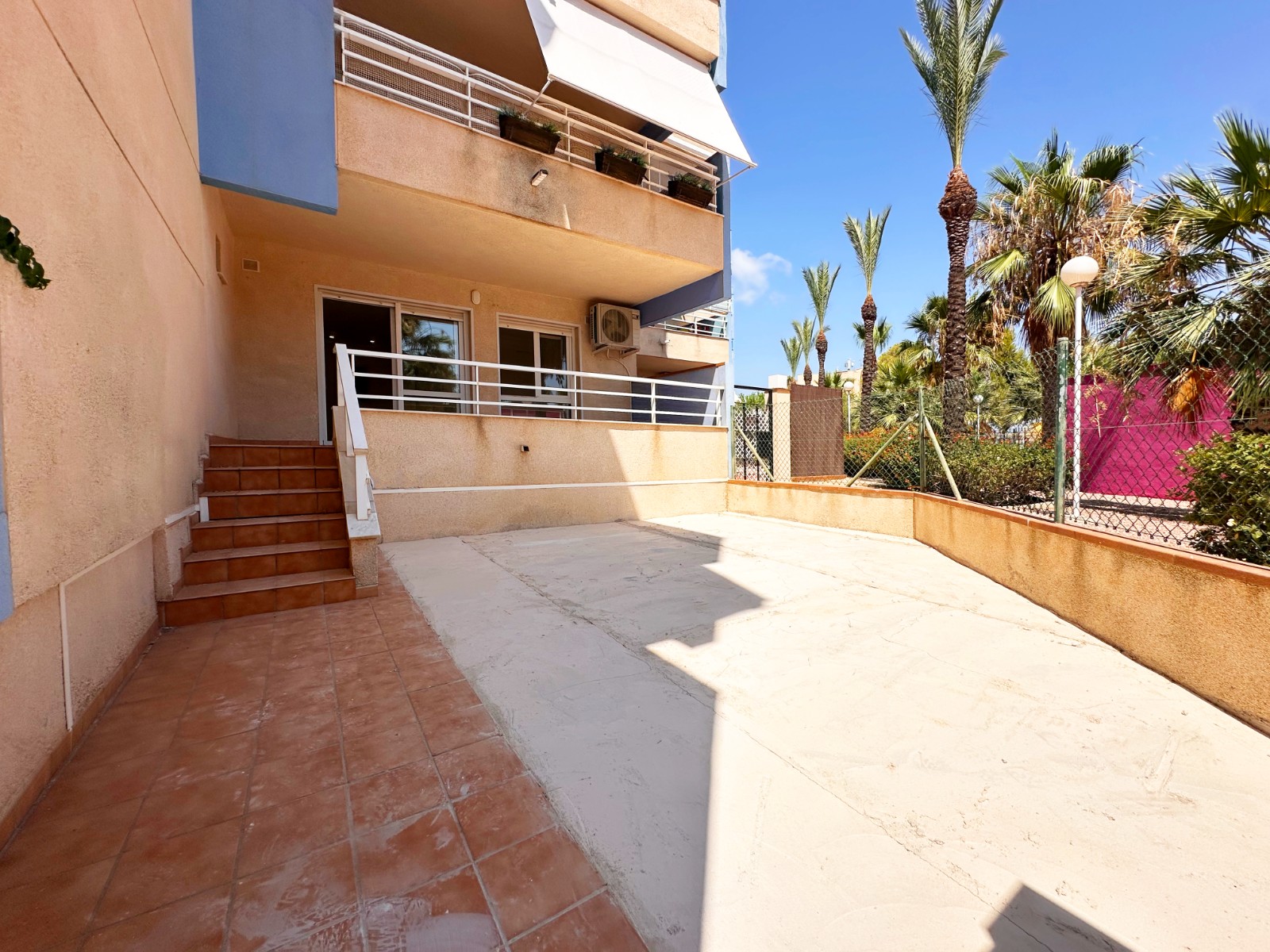 Dzīvoklis Alicante, Spānijā 2 istabas, 69 m2 Nr. 191060