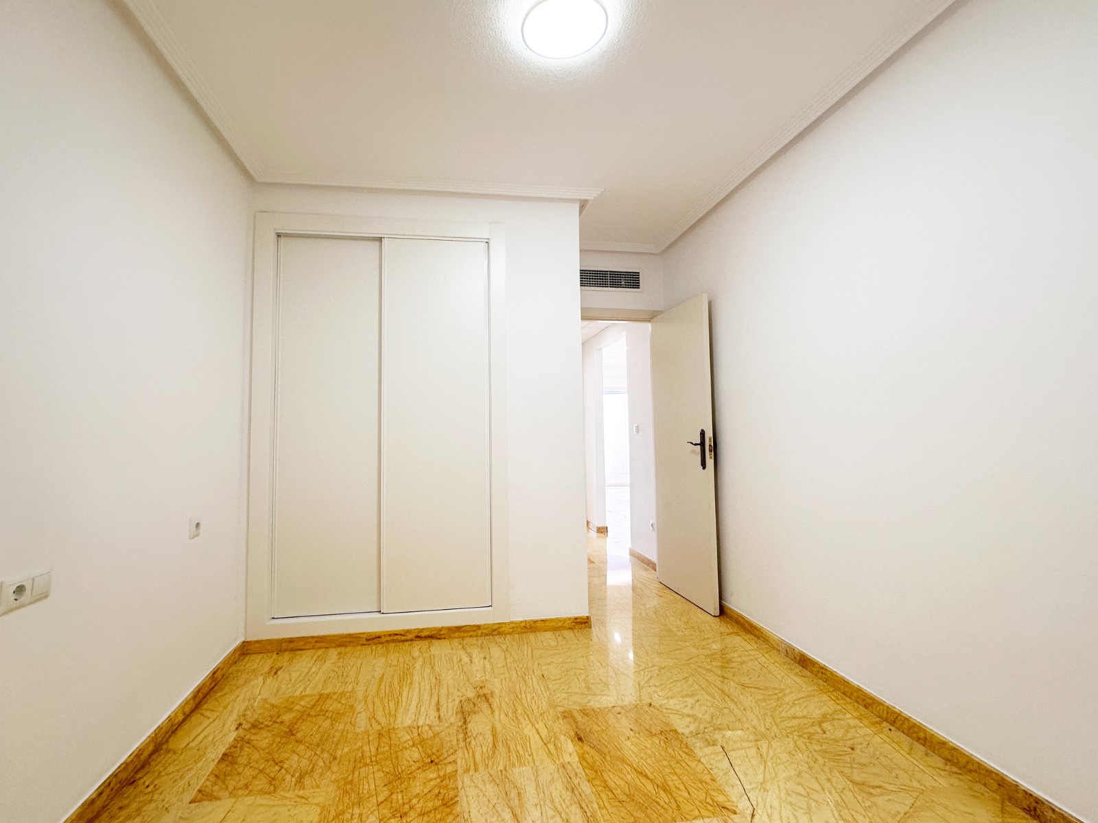 Dzīvoklis Alicante, Spānijā 2 istabas, 69 m2 Nr. 191060