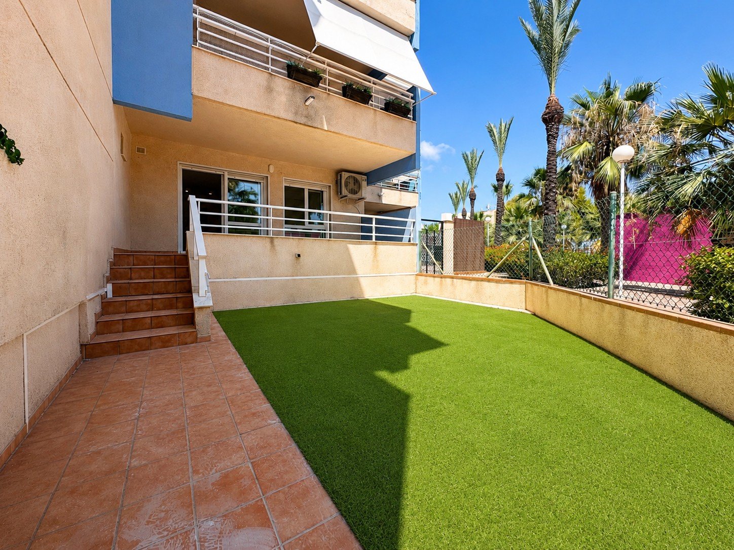 Dzīvoklis Alicante, Spānijā 2 istabas, 69 m2 Nr. 191060