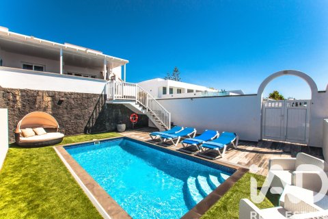 House in Yaiza, Lanzarote, Spain 6 bedrooms, 245 sq.m. No. 152445