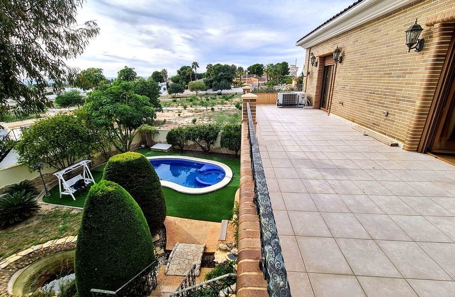 Villa en Ciudad Quesada, Alicante, España 5 dormitorios, 364 m2 No. 144828
