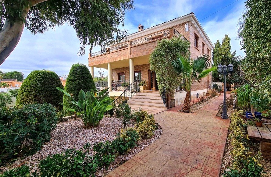 Villa en Ciudad Quesada, Alicante, España 5 dormitorios, 364 m2 No. 144828
