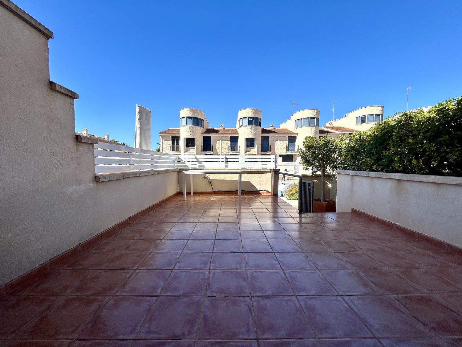 Duplex in Cabo Roig, Alicante, Spain 3 bedrooms, 139 sq.m. No. 180995