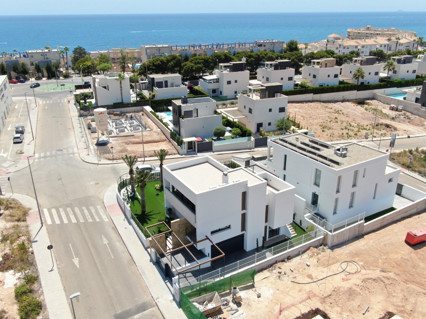 Huvila Dehesa De Campoamor, Alicante, Espanja 4 makuuhuonetta, 197 m2 No. 80869