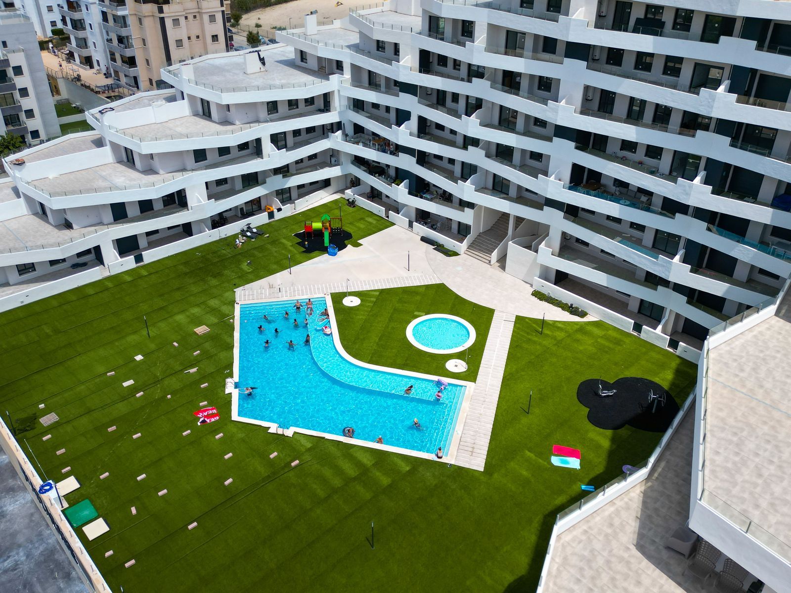 Apartamento en San Miguel de Salinas, Alicante, España 75 m2 No. 182516