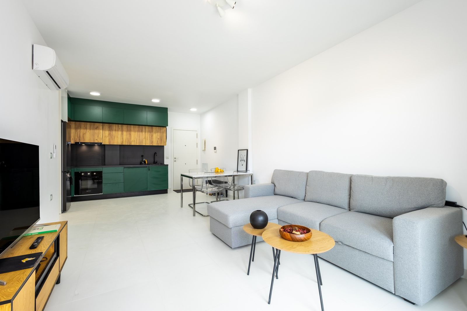 Apartamento en San Miguel de Salinas, Alicante, España 75 m2 No. 182516