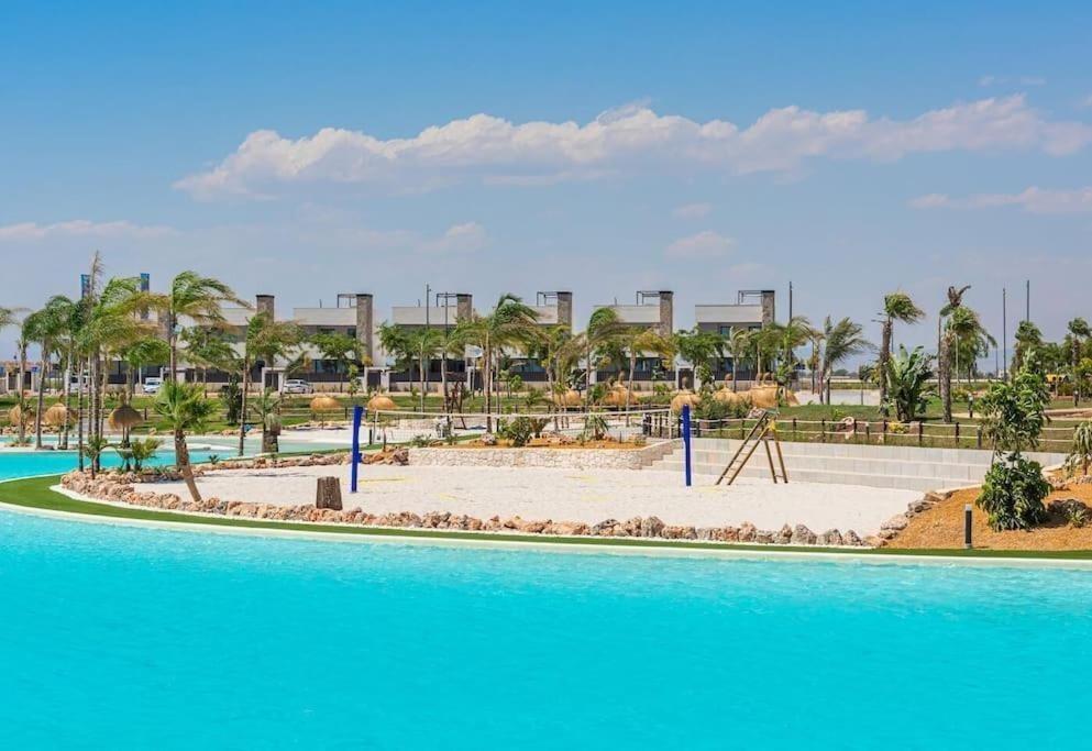 Villa à Torre-Pacheco, Murcia, Espagne 3 chambres, 223 m2 No. 179881