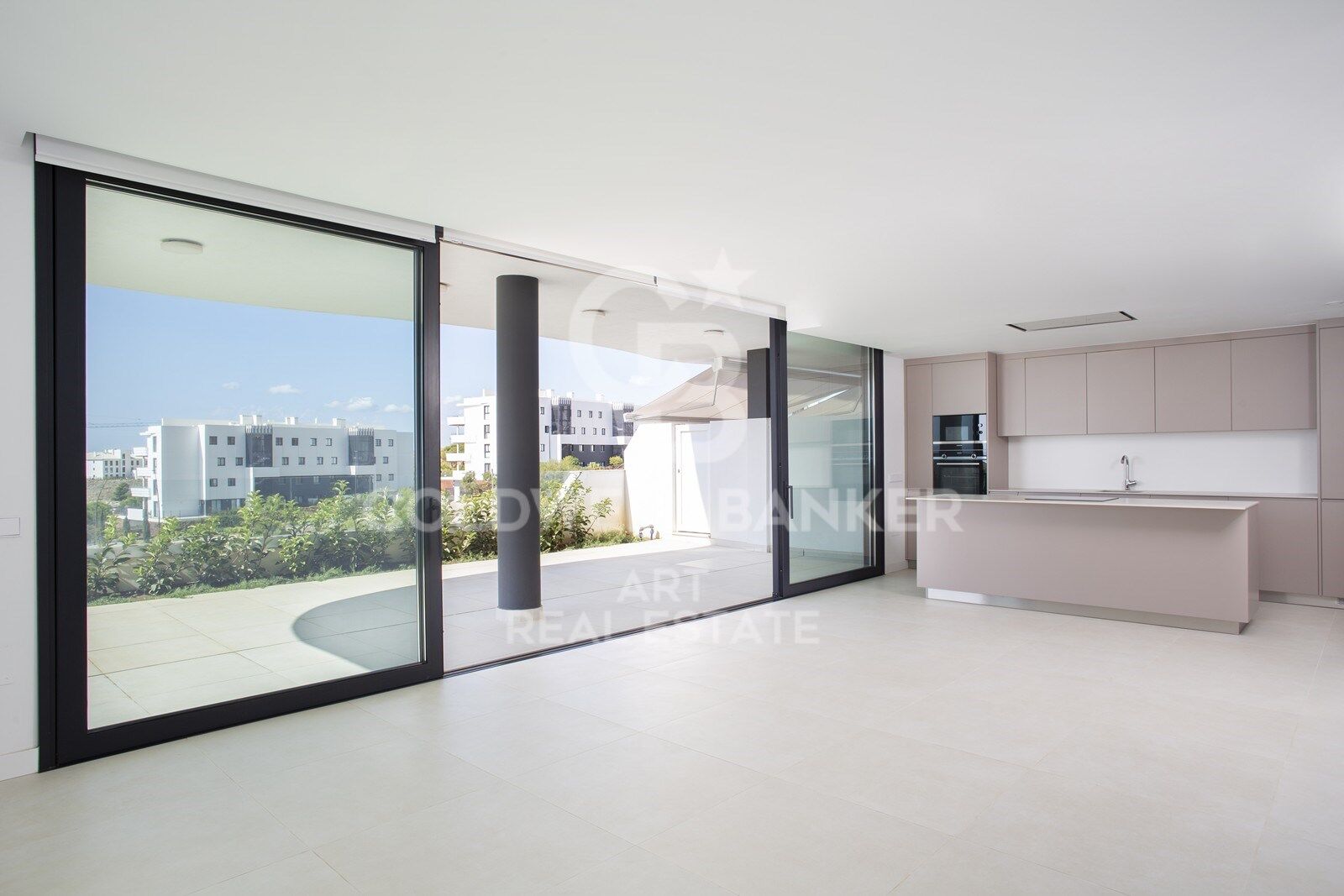 Apartamento en Fuengirola, Málaga, España 2 dormitorios, 127 m2 No. 157356