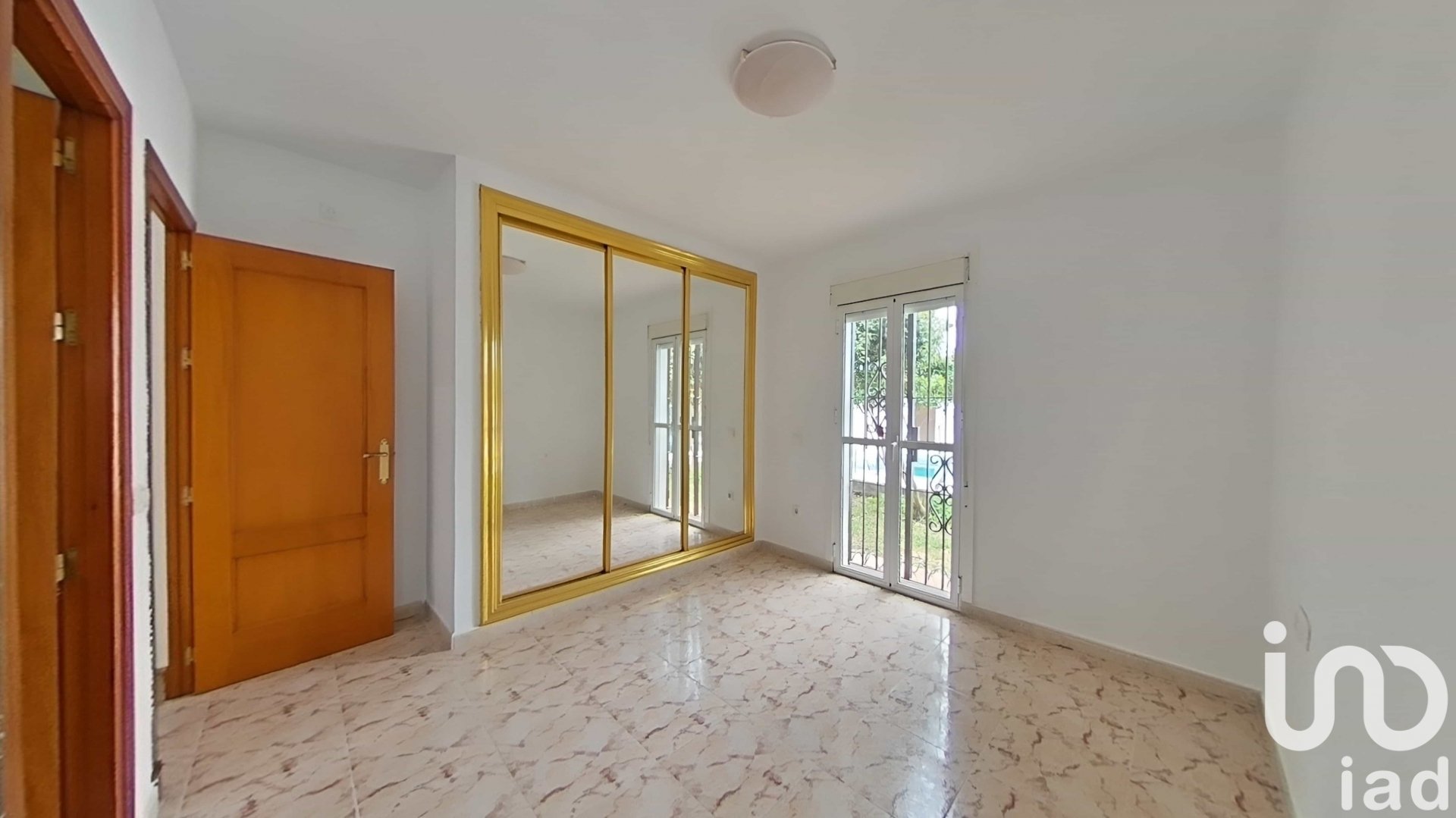 Māja Chiclana de la Frontera, Cadiz, Spānijā 3 istabas, 131 m2 Nr. 192246