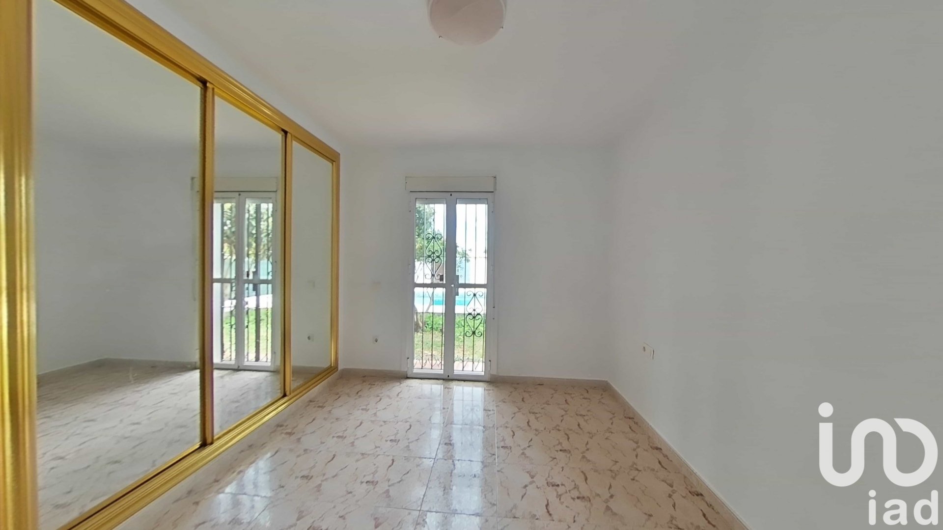 Māja Chiclana de la Frontera, Cadiz, Spānijā 3 istabas, 131 m2 Nr. 192246