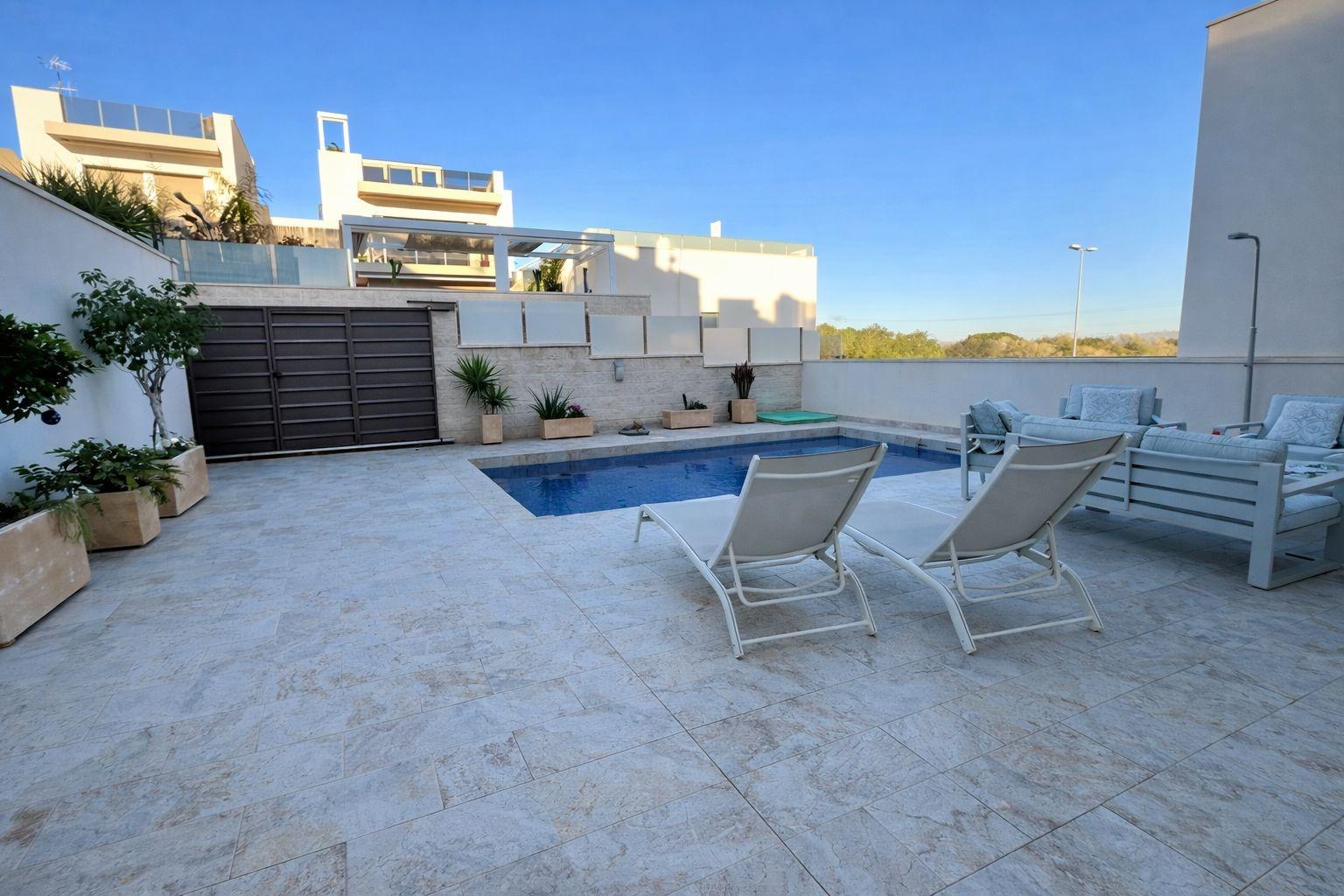 Villa a Alicante, Spagna 4 camere da letto, 158 mq. N° 183131