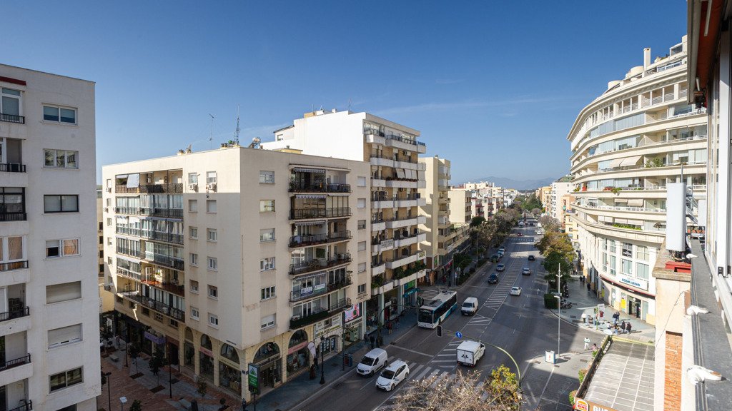 Apartment à Marbella, Malaga, Espagne 4 chambres, 144 m2 No. 108128