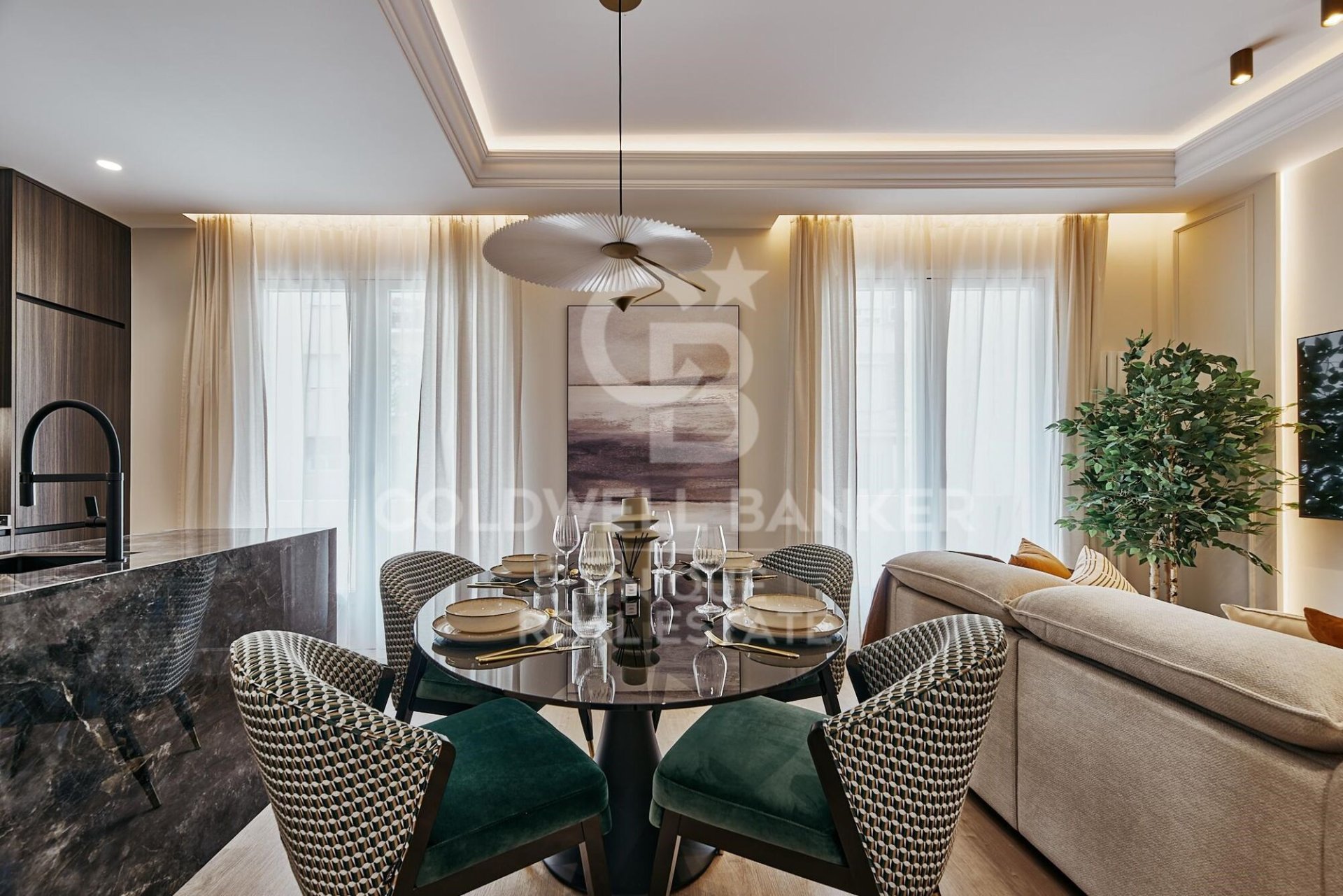 Apartment à Madrid, Espagne 3 chambres, 109 m2 No. 178661