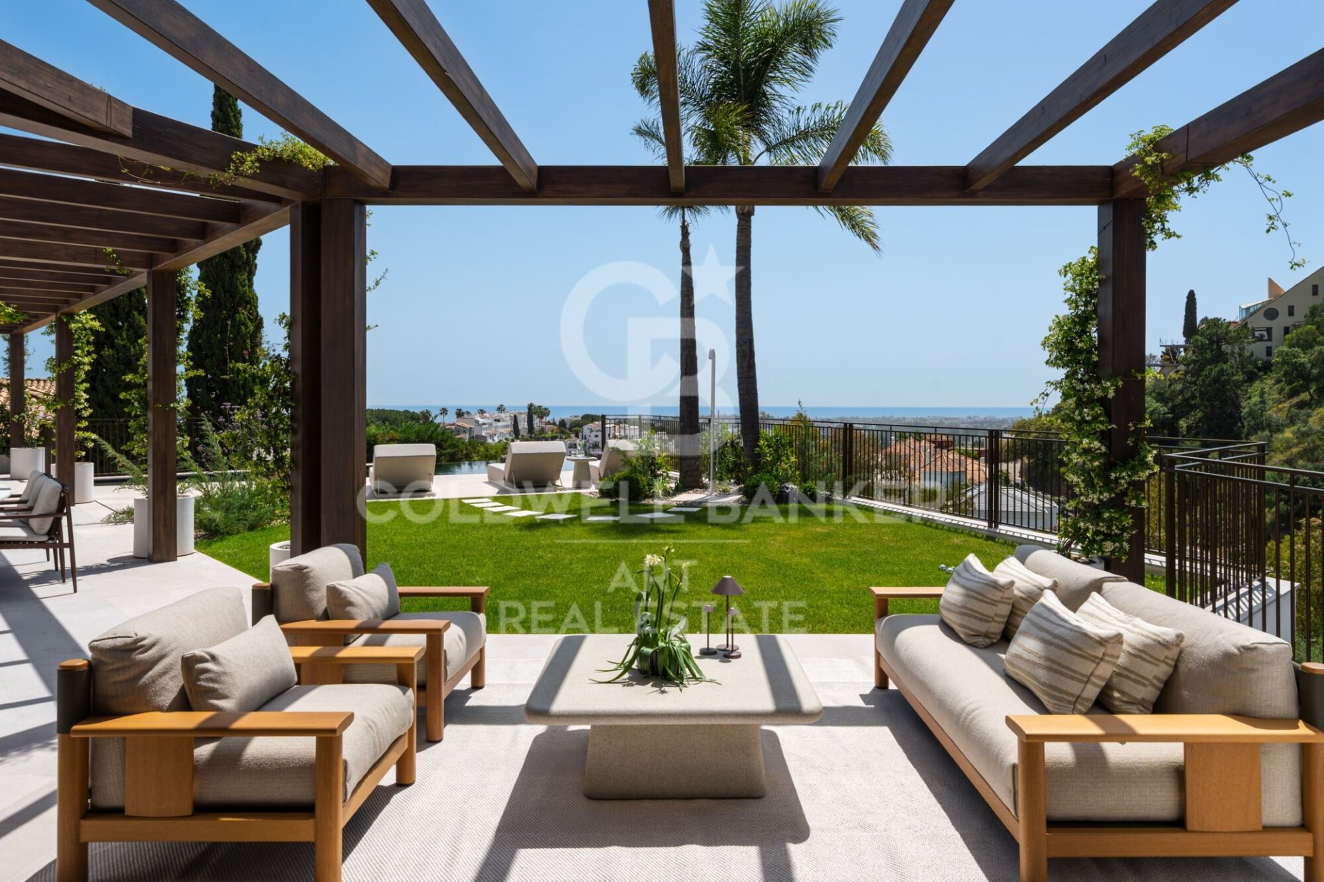 Villa a Benahavis, Malaga, Spagna 6 camere da letto, 644 mq. N° 178660