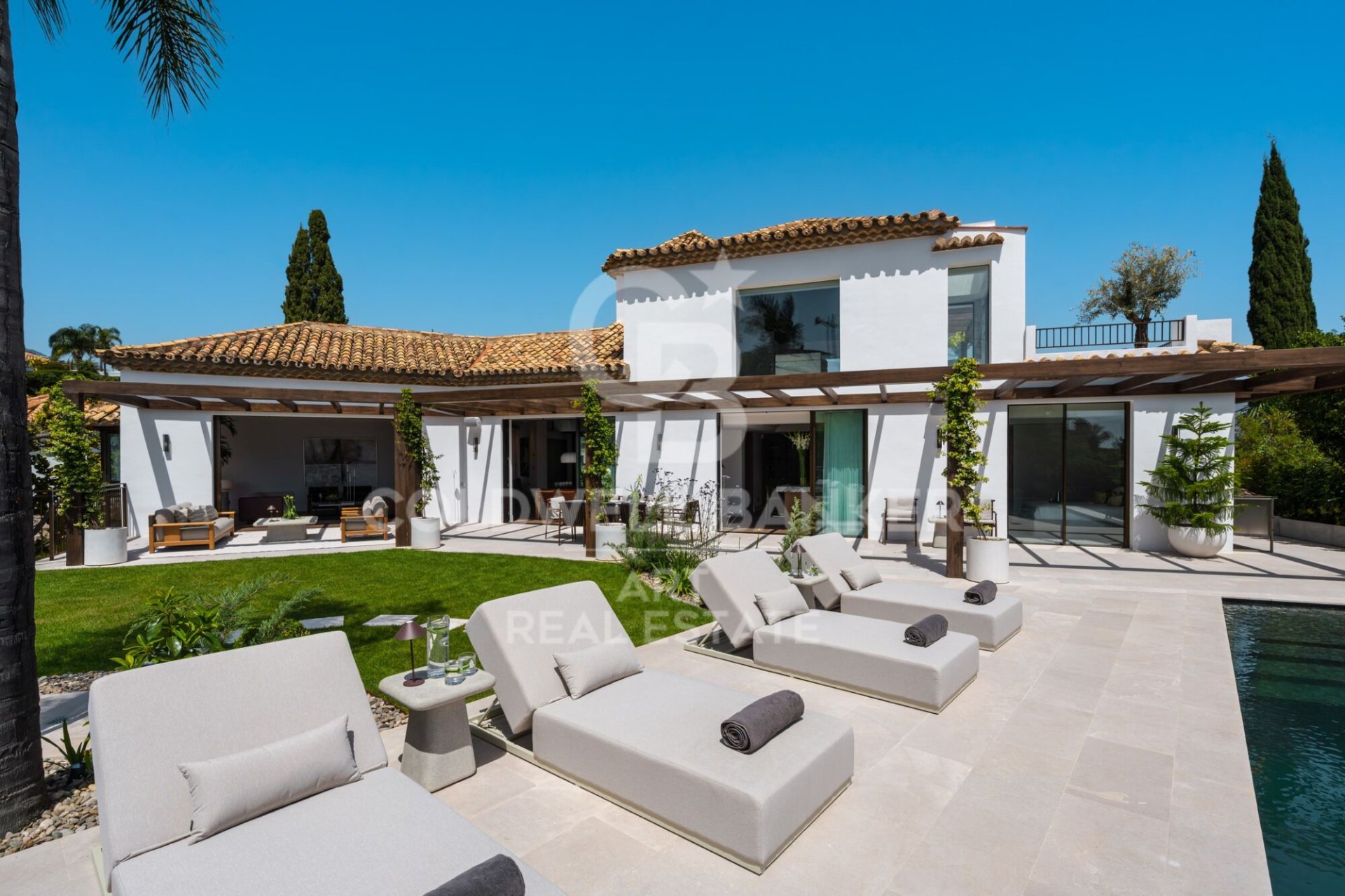 Villa a Benahavis, Malaga, Spagna 6 camere da letto, 644 mq. N° 178660