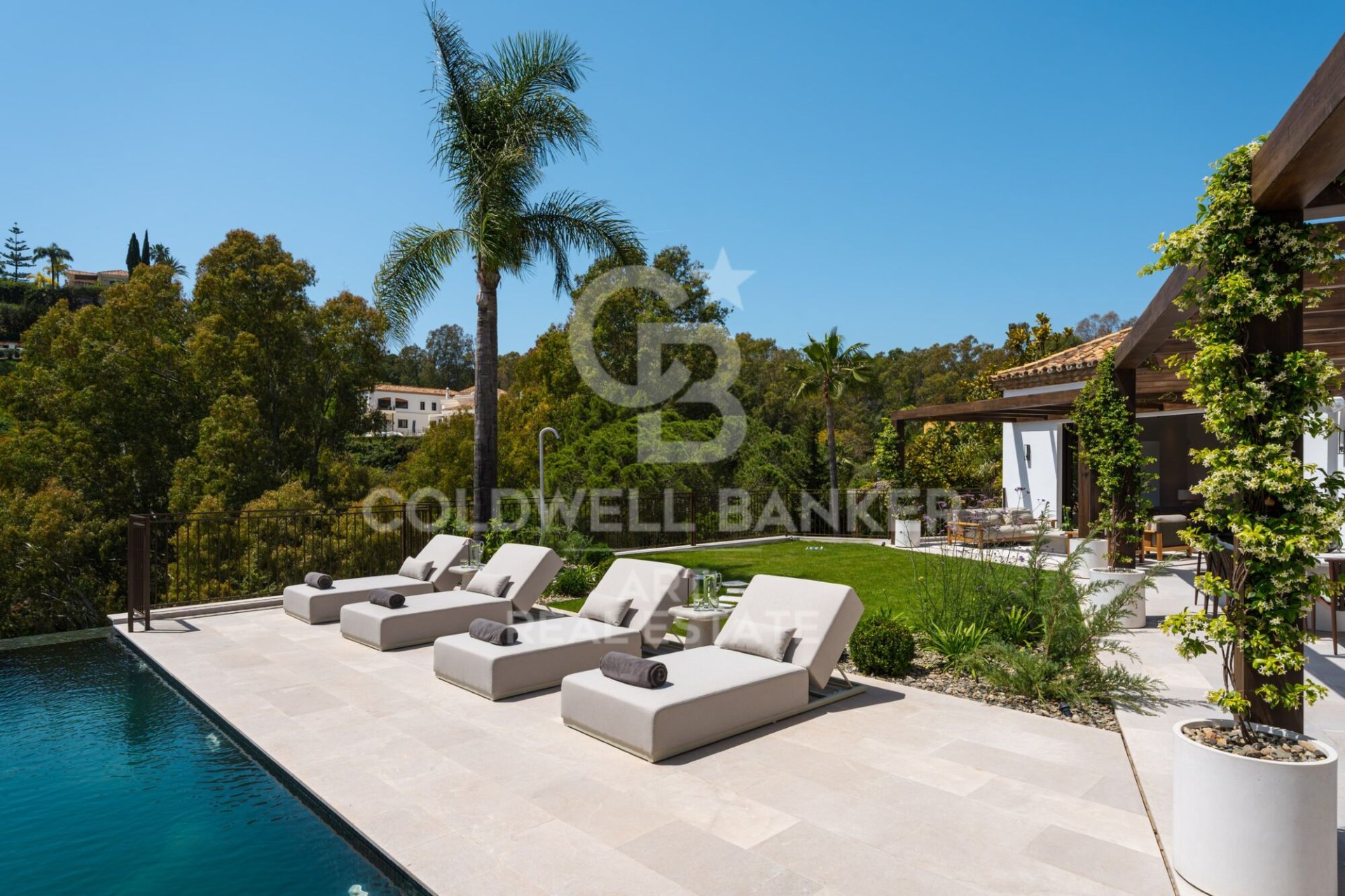 Villa a Benahavis, Malaga, Spagna 6 camere da letto, 644 mq. N° 178660