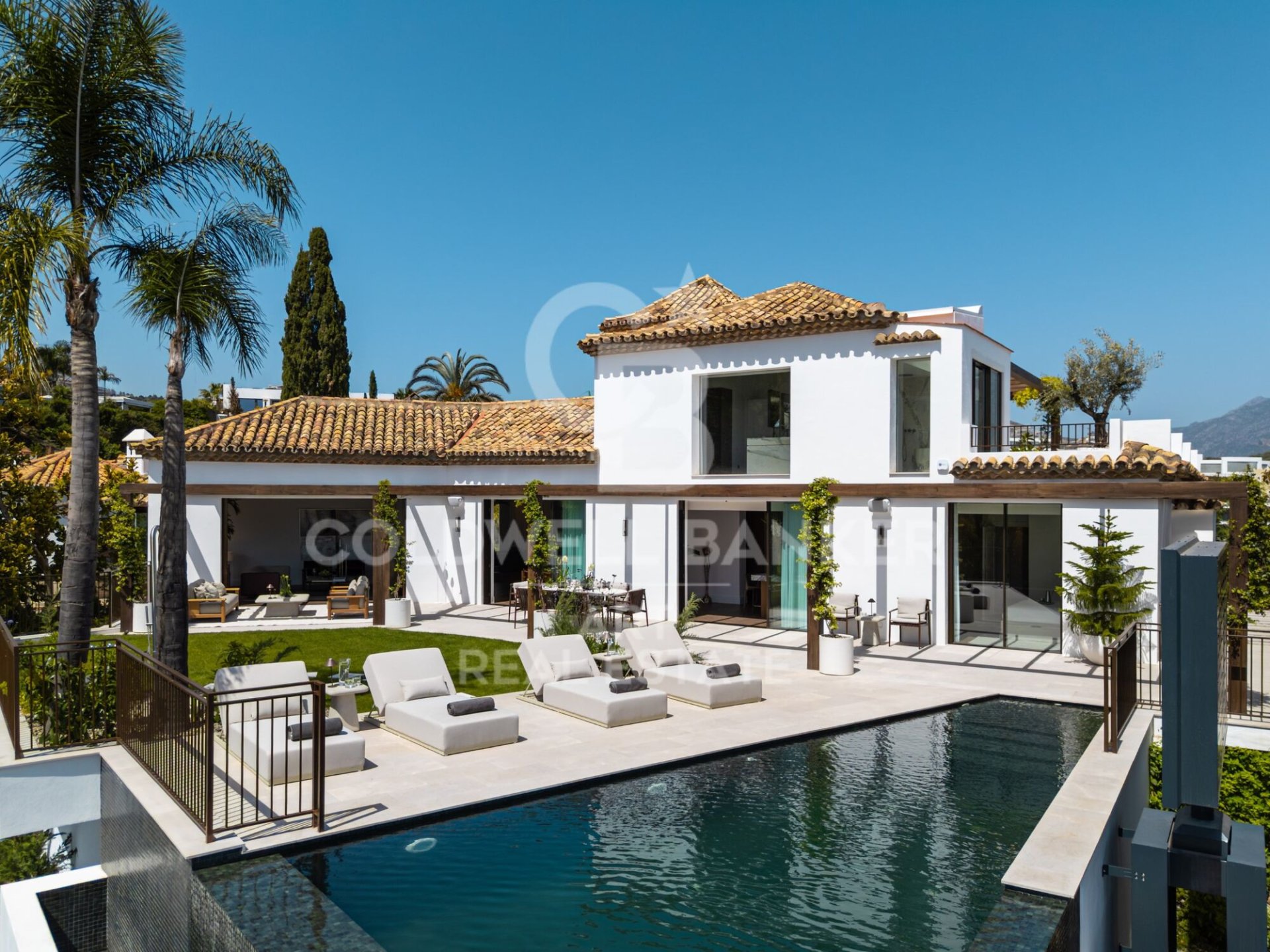 Villa a Benahavis, Malaga, Spagna 6 camere da letto, 644 mq. N° 178660
