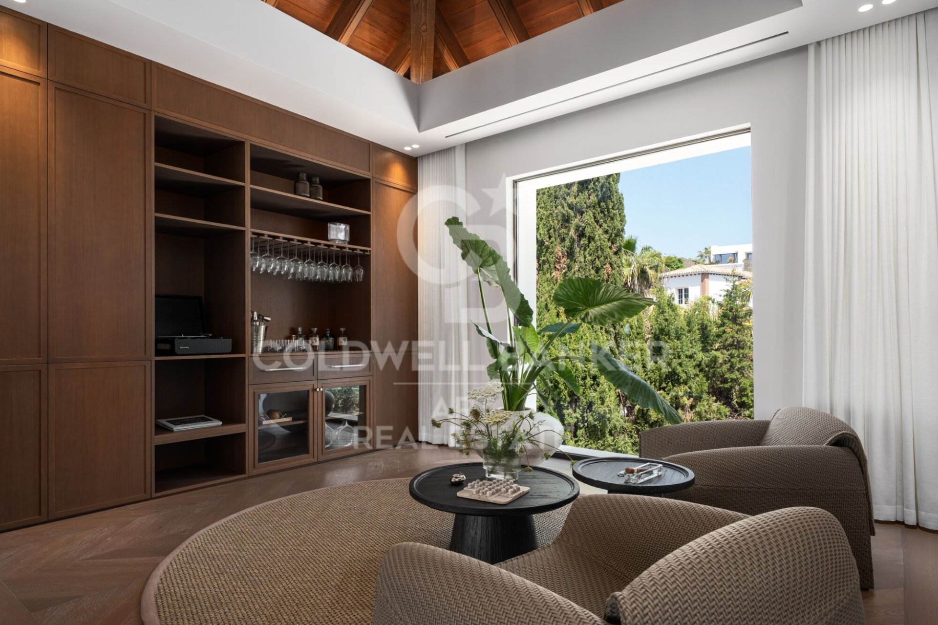 Villa a Benahavis, Malaga, Spagna 6 camere da letto, 644 mq. N° 178660
