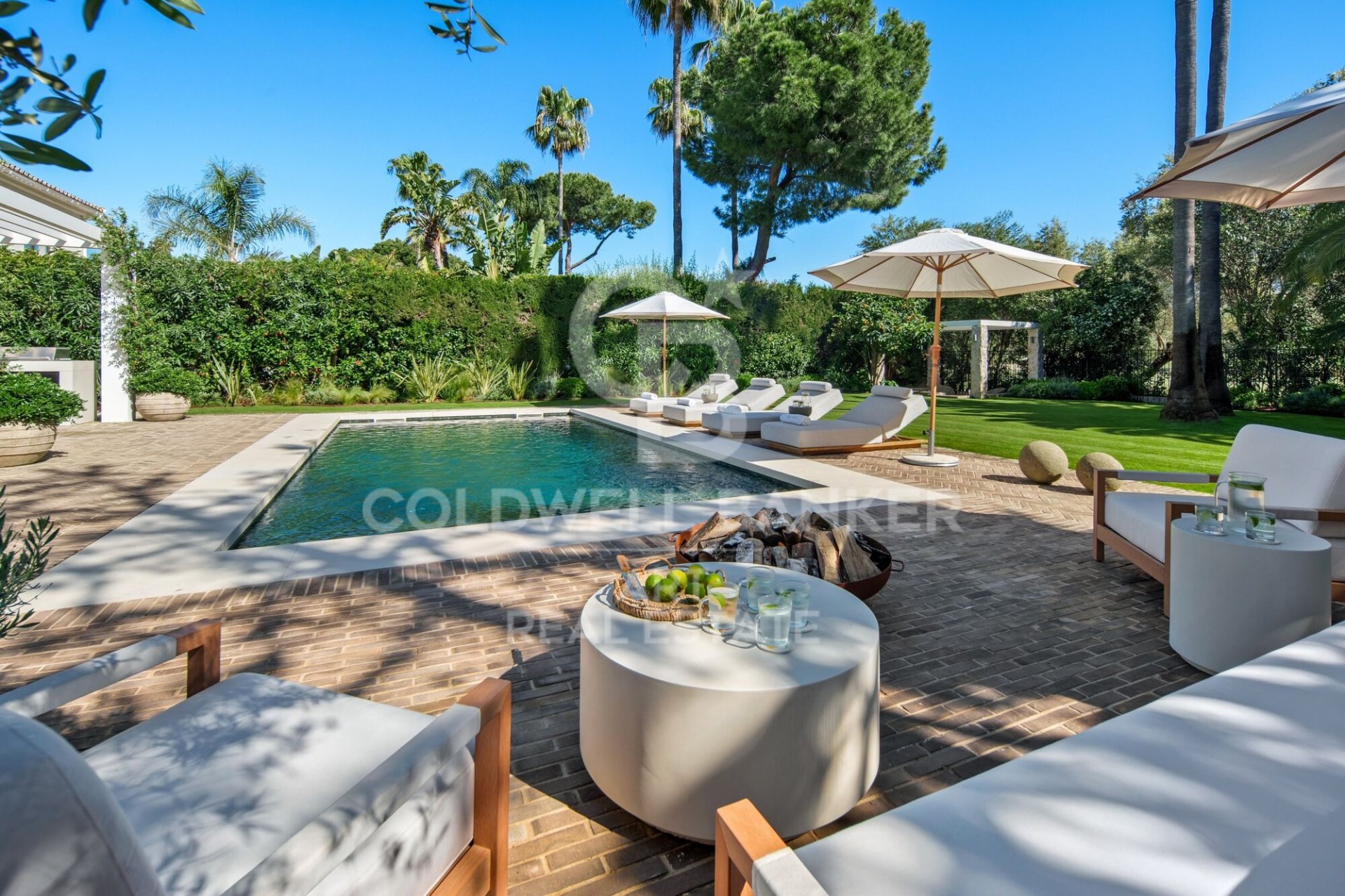 Villa in Marbella, Malaga, Spain 4 bedrooms, 480 sq.m. No. 178659