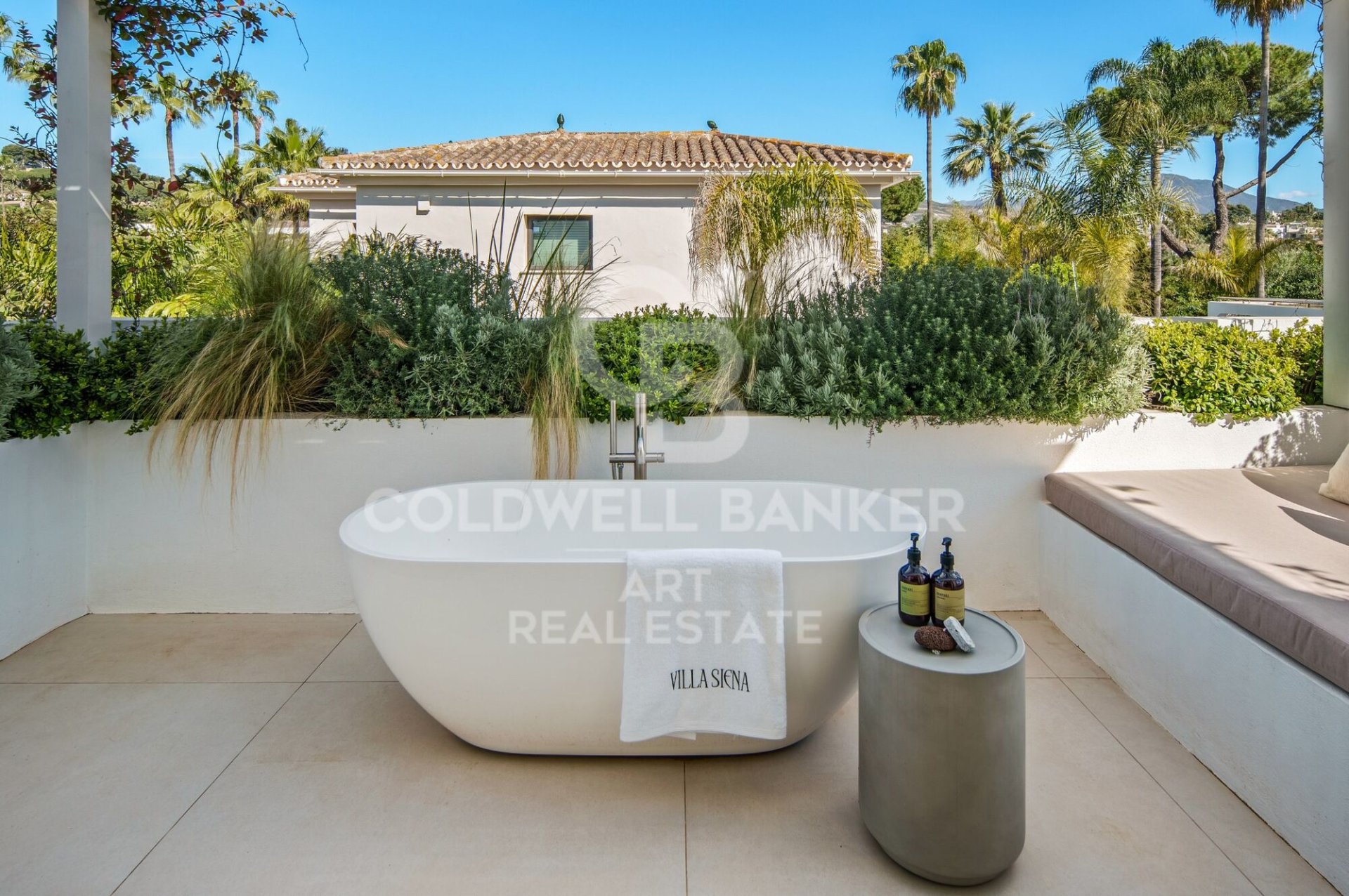 Villa in Marbella, Malaga, Spain 4 bedrooms, 480 sq.m. No. 178659