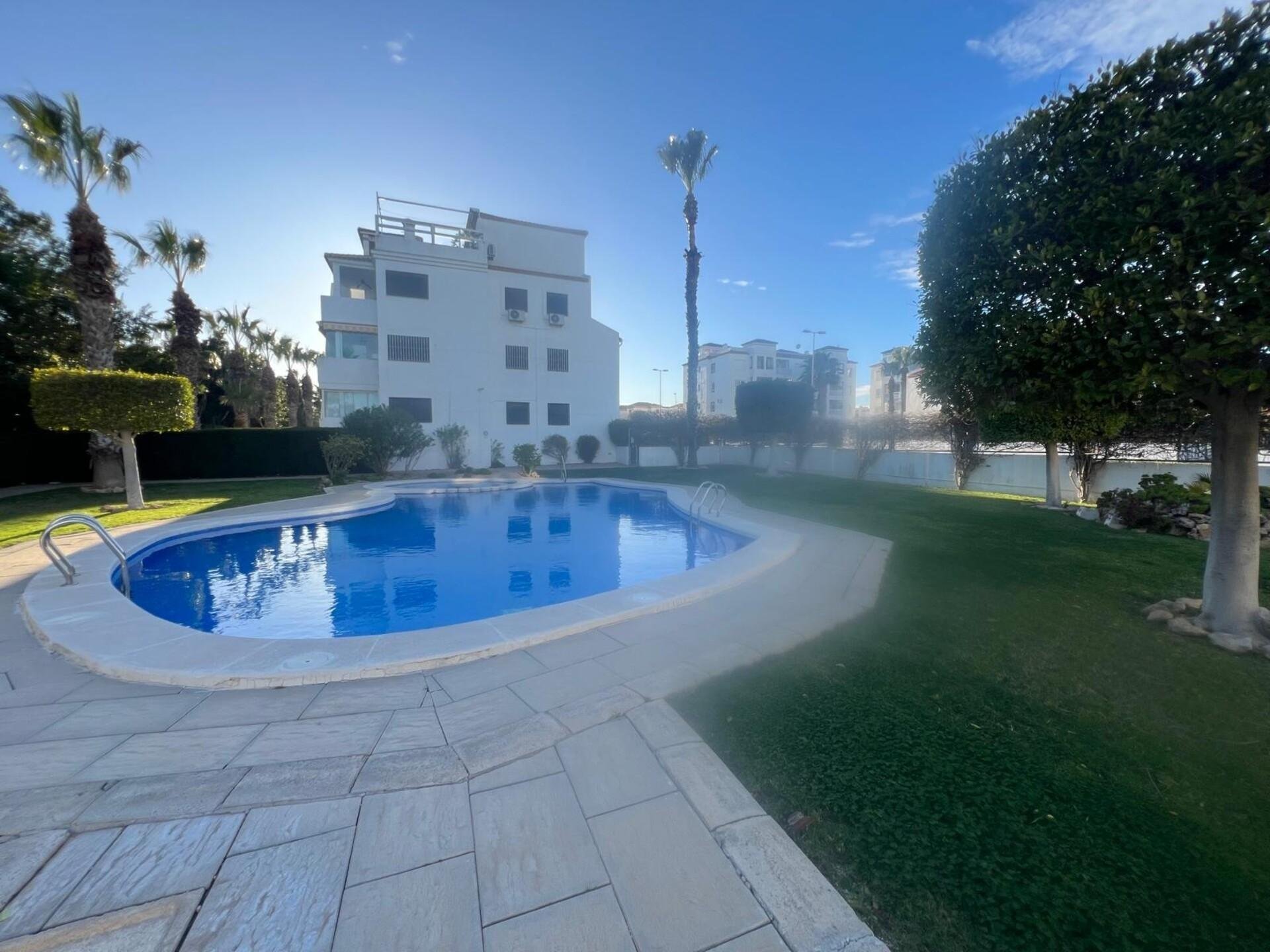Dzīvoklis Alicante, Spānijā 3 istabas, 90 m2 Nr. 191998