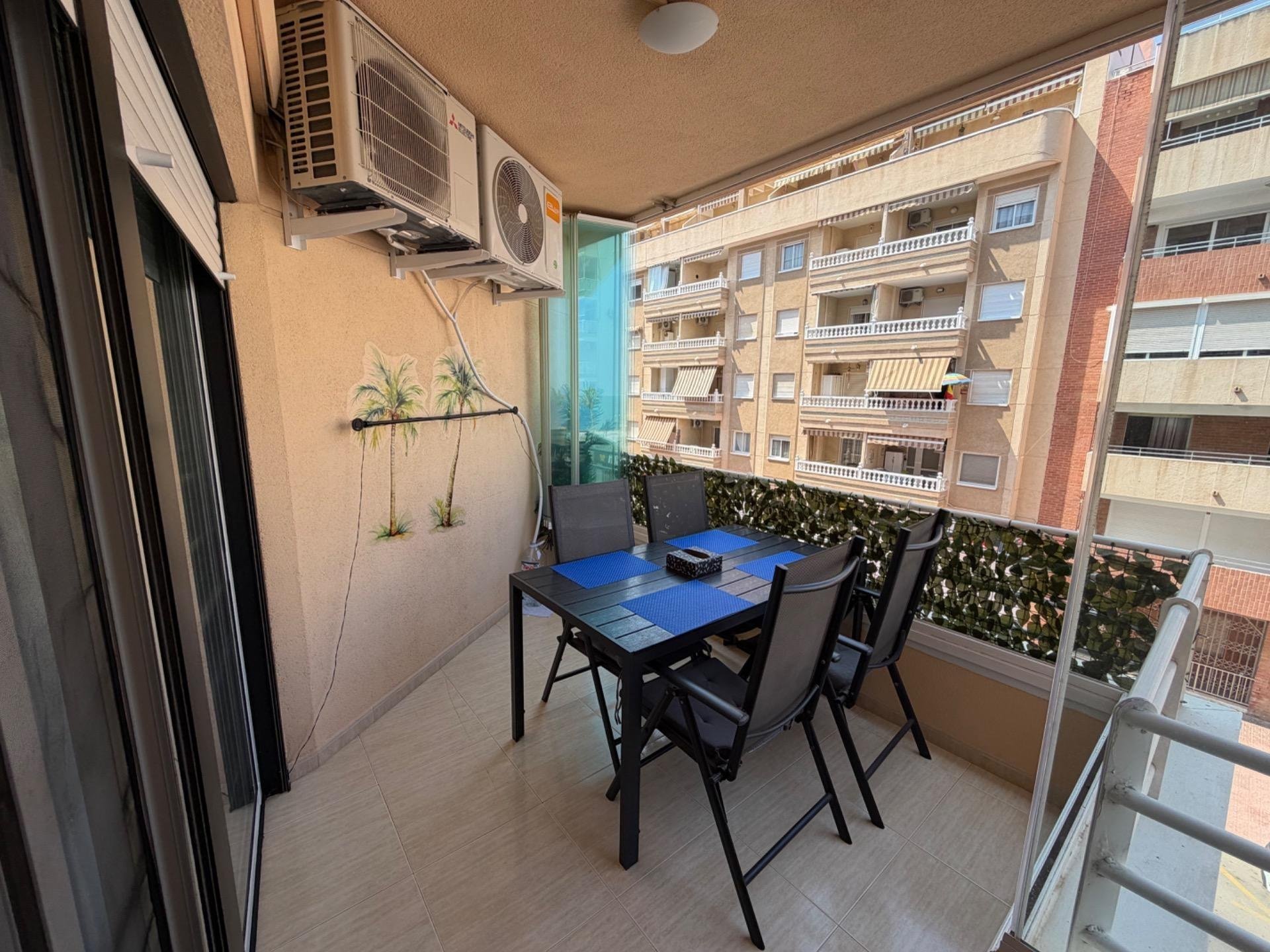 Apartament w Torrevieja, Alicante, Hiszpania 3 sypialnie, 110 mkw. nr 191996