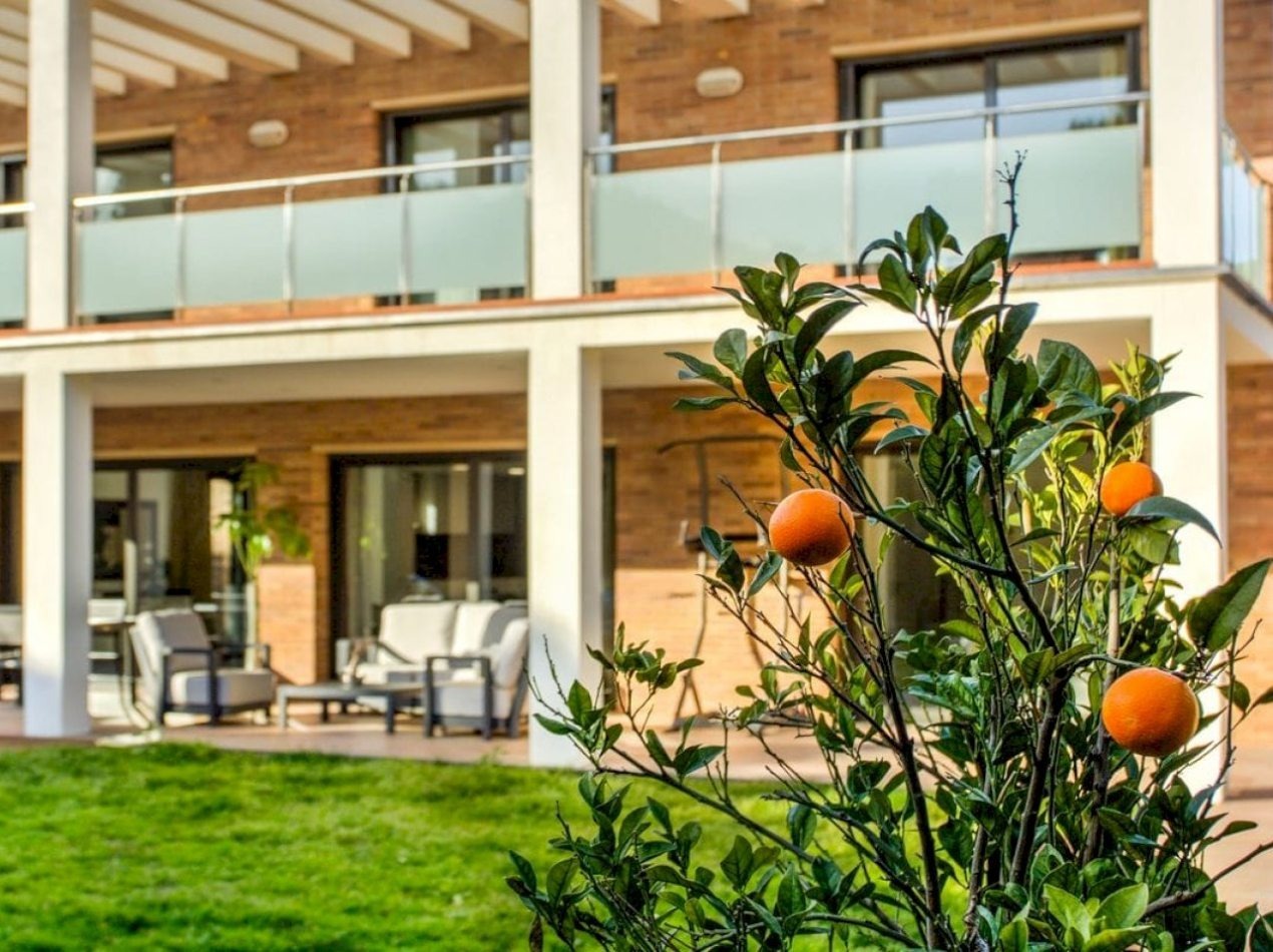 House à Gava, Barcelona, Espagne 6 chambres, 400 m2 No. 140719