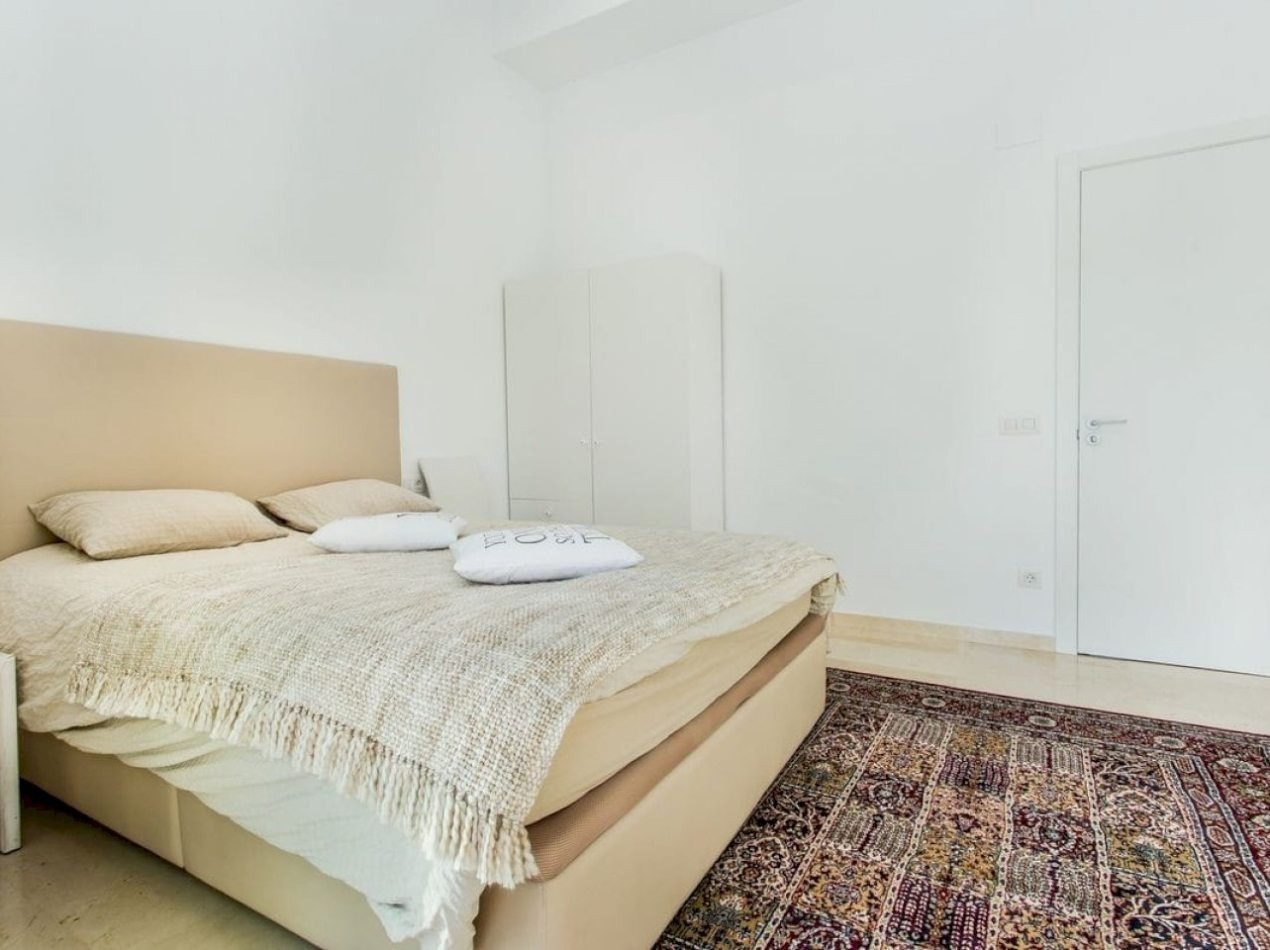 House à Gava, Barcelona, Espagne 6 chambres, 400 m2 No. 140719