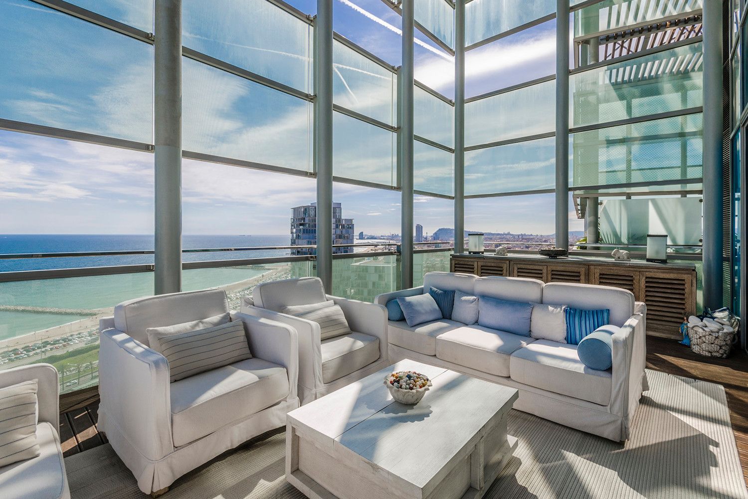 Dzīvoklis Barcelona, Spānijā 2 istabas, 145 m2 Nr. 154584