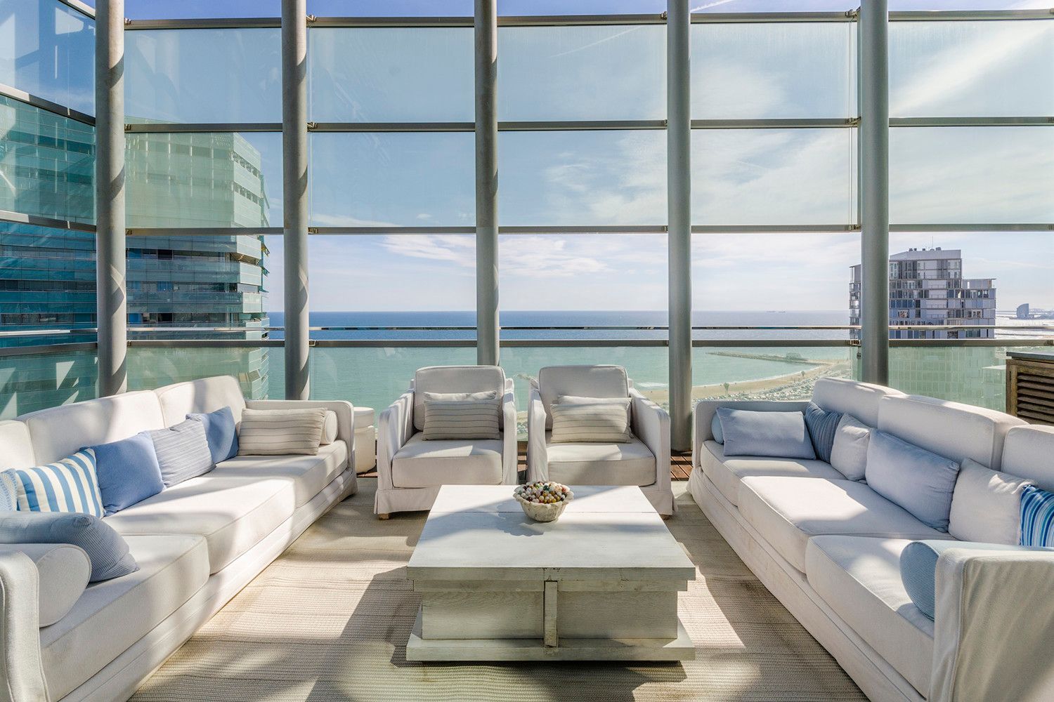 Dzīvoklis Barcelona, Spānijā 2 istabas, 145 m2 Nr. 154584