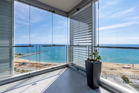 Apartamento en Barcelona, España 4 dormitorios, 242 m2 No. 154586