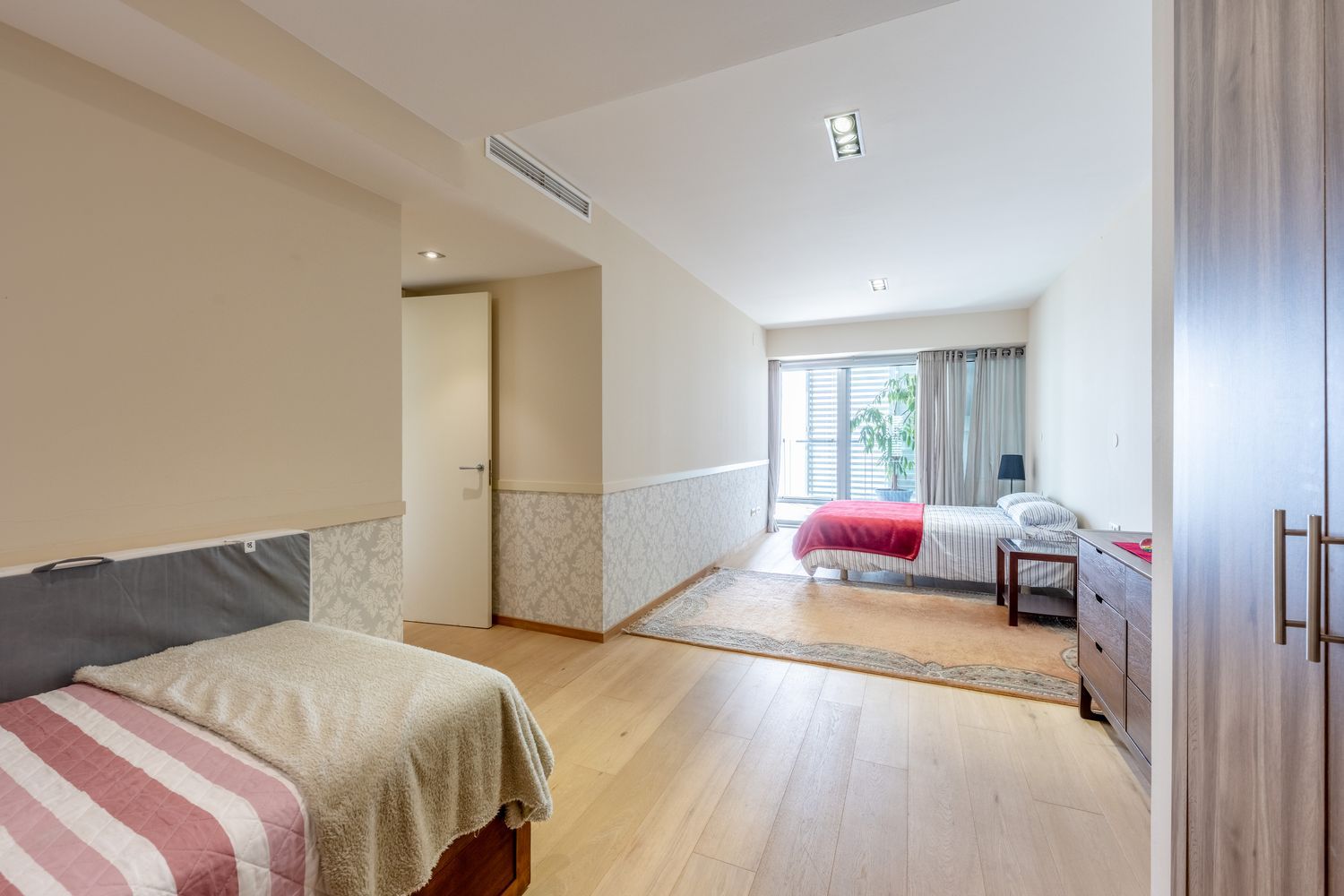 Apartment à Barcelona, Espagne 4 chambres, 242 m2 No. 154586