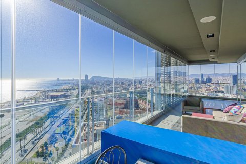 Huoneisto Barcelona, Espanja 3 makuuhuonetta, 187 m2 No. 154585
