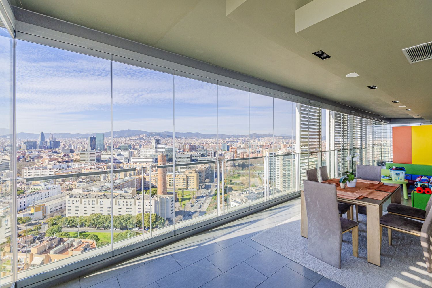 Wohnung in Barcelona, Spanien 3 Schlafzimmer, 187 m2 Nr. 154585