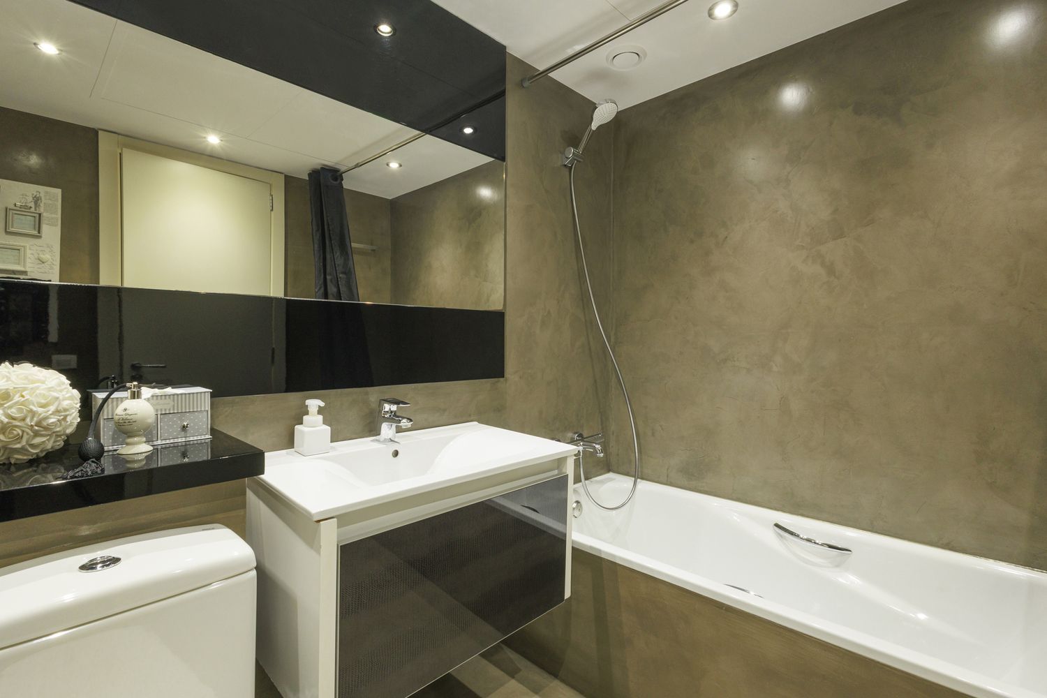 Wohnung in Barcelona, Spanien 3 Schlafzimmer, 187 m2 Nr. 154587