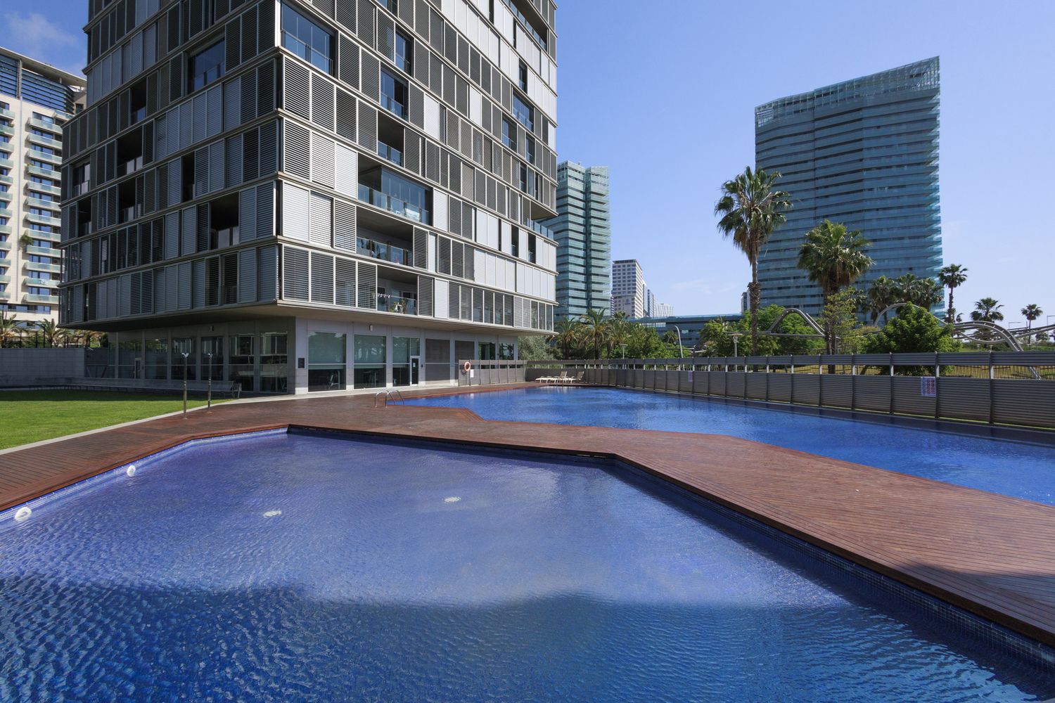 Wohnung in Barcelona, Spanien 3 Schlafzimmer, 187 m2 Nr. 154587